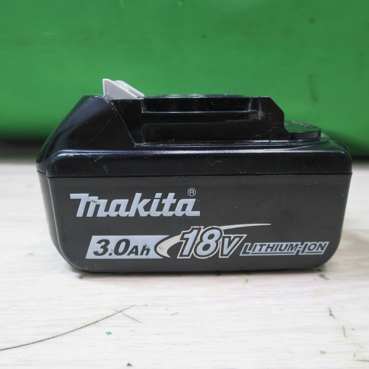 [送料無料] ☆マキタ Li-ion リチウム イオン バッテリ BL1830 DC18V 3.0Ah 54Wh 電動 工具☆