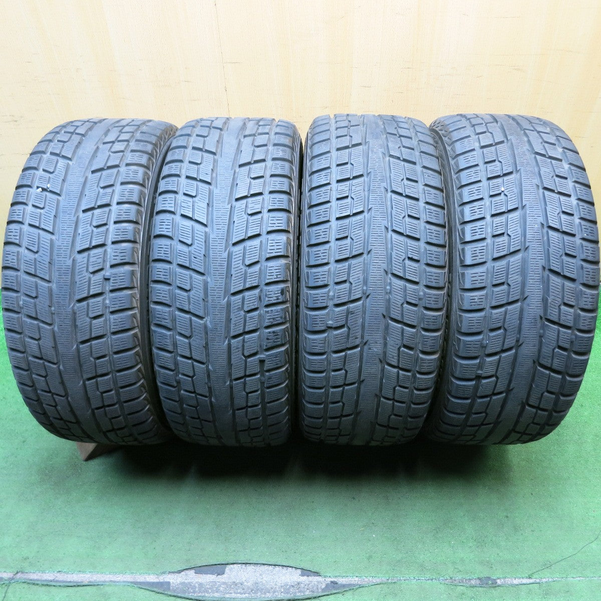 バリ溝！9分★ランドローバー 等 LAYBRICK 255/55R19 スタッドレス ヨコハマ ジオランダー i/T-S レイブリック 19インチ PCD120/5H★5080207HAス