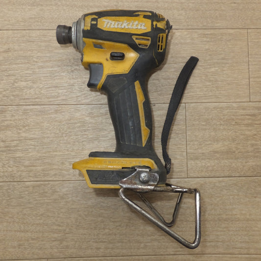 [送料無料] ジャンク★マキタ makita 充電式インパクトドライバ TD172D 18V 本体のみ★