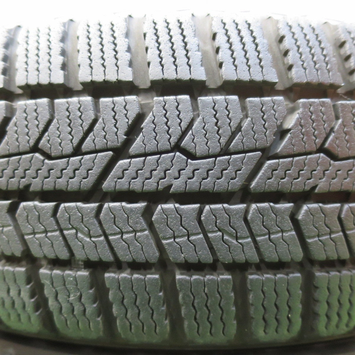 バリ溝！9.5分★LOXARNY SPORT BADX 155/65R14 スタッドレス トーヨー オブザーブ GIZ2 ロクサーニ 14インチ PCD100/4H★5011310イス