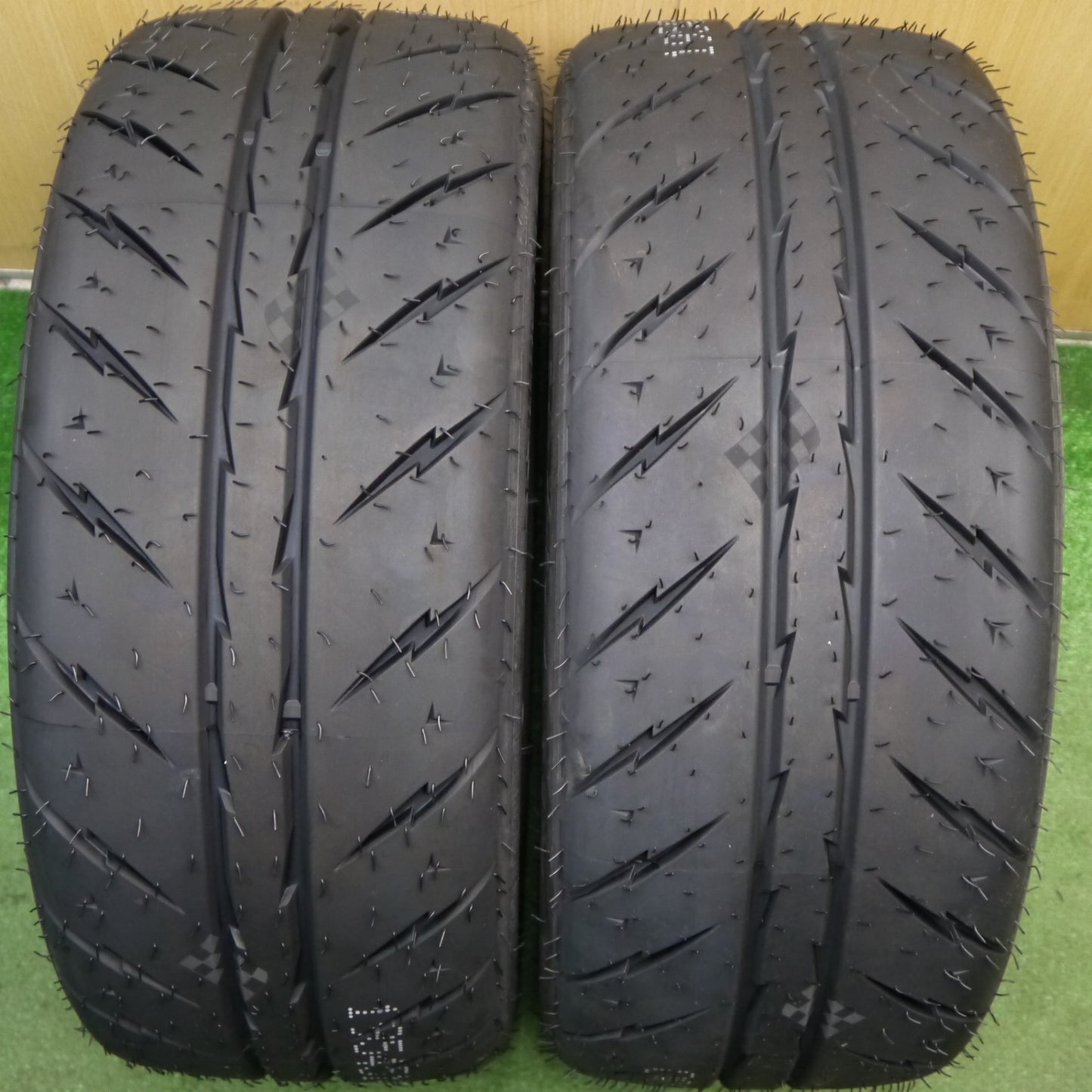 未使用！24年！2本★195/45R14 シバ タイヤ RYDANZ REVIMAX R23 14インチ アパッチ サニー 等★5052703Hノタ