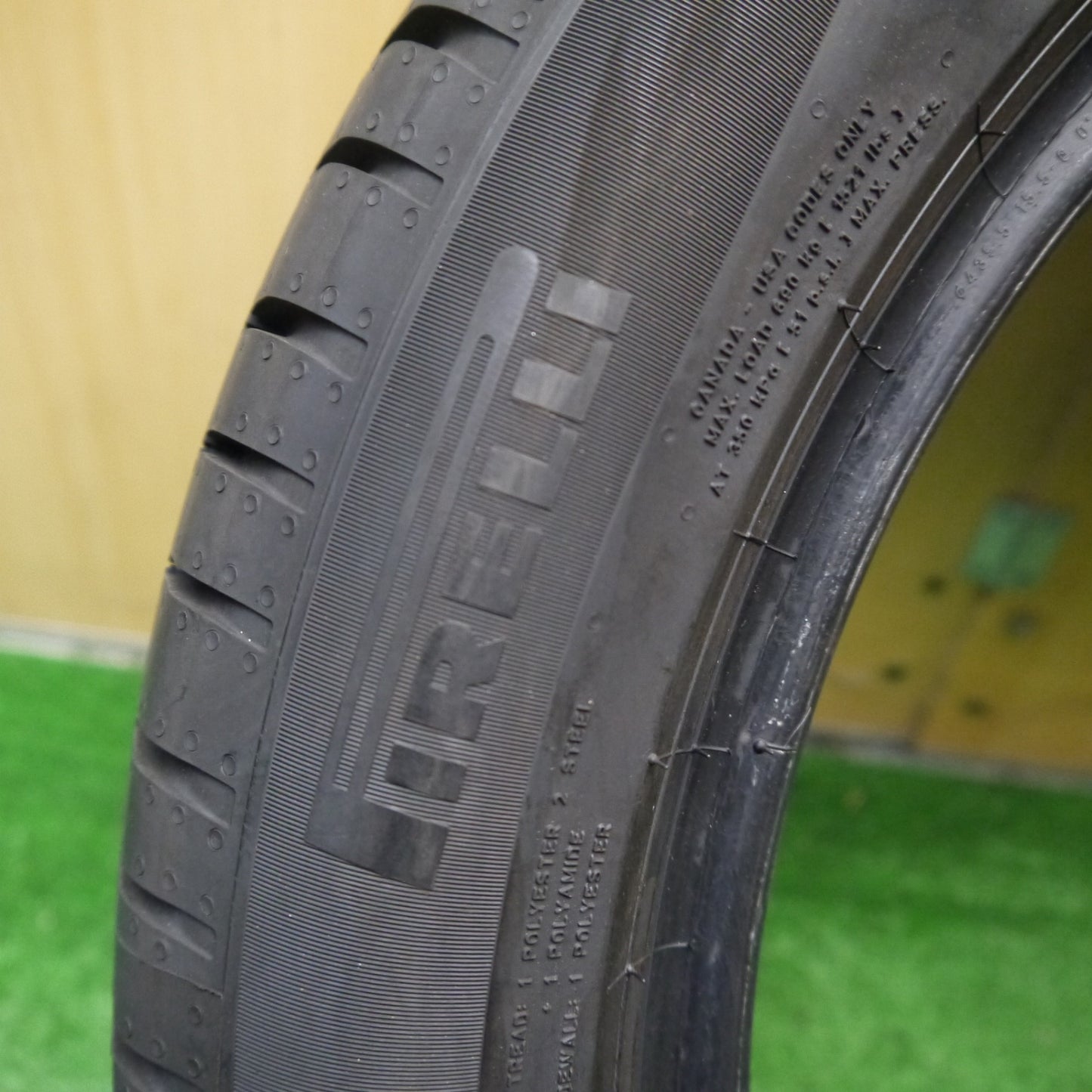ほぼ未使用！24年！1本★215/50R17 ピレリ Cinturato ROSSO タイヤ 17インチ プリウスα レヴォーグ エクシーガ 等★5060912Hノタ