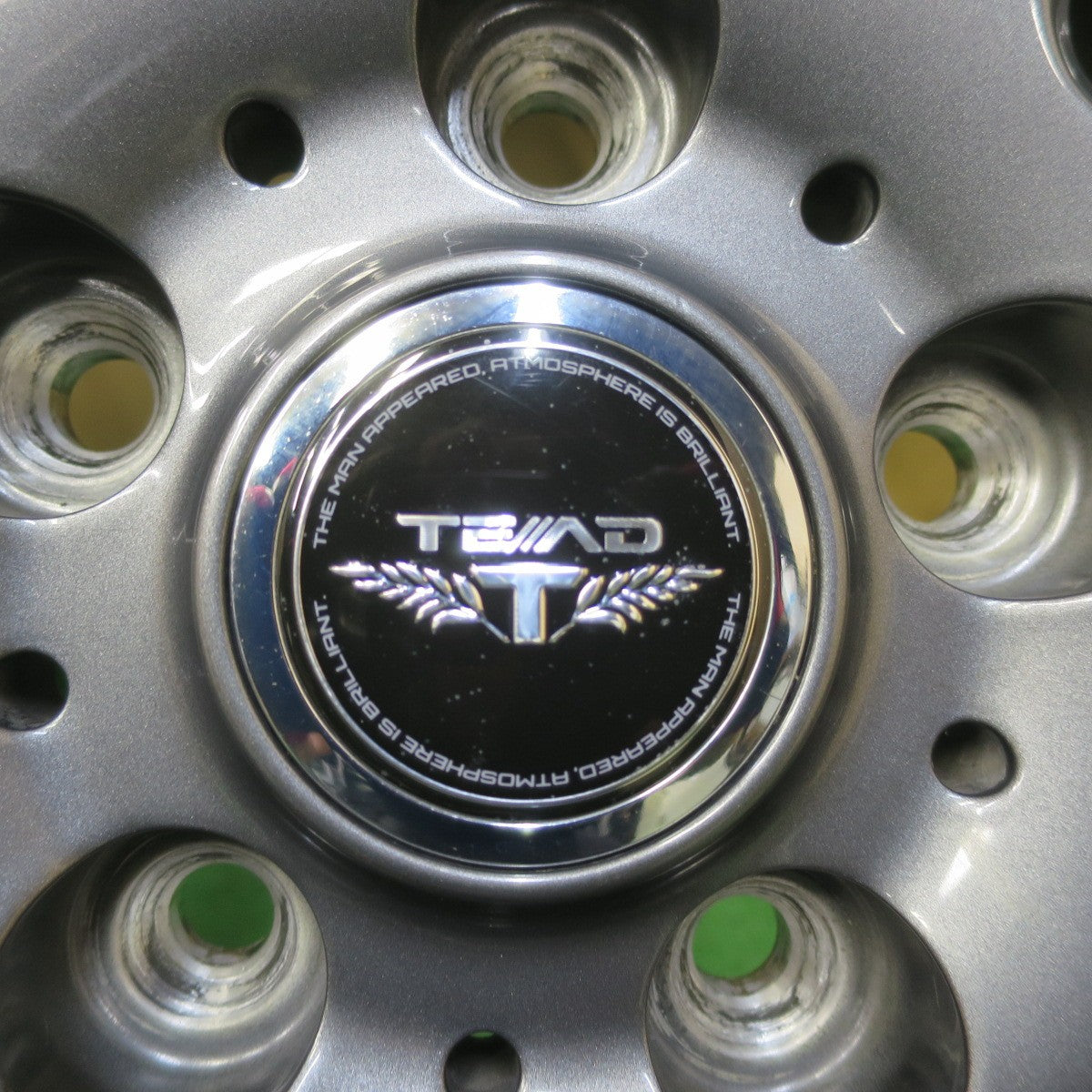 バリ溝！キレイ！9分★スタッドレス 195/65R15 ピレリ アイスアシンメトリコ TEAD テッド 15インチ PCD114.3/5H★5062004イス