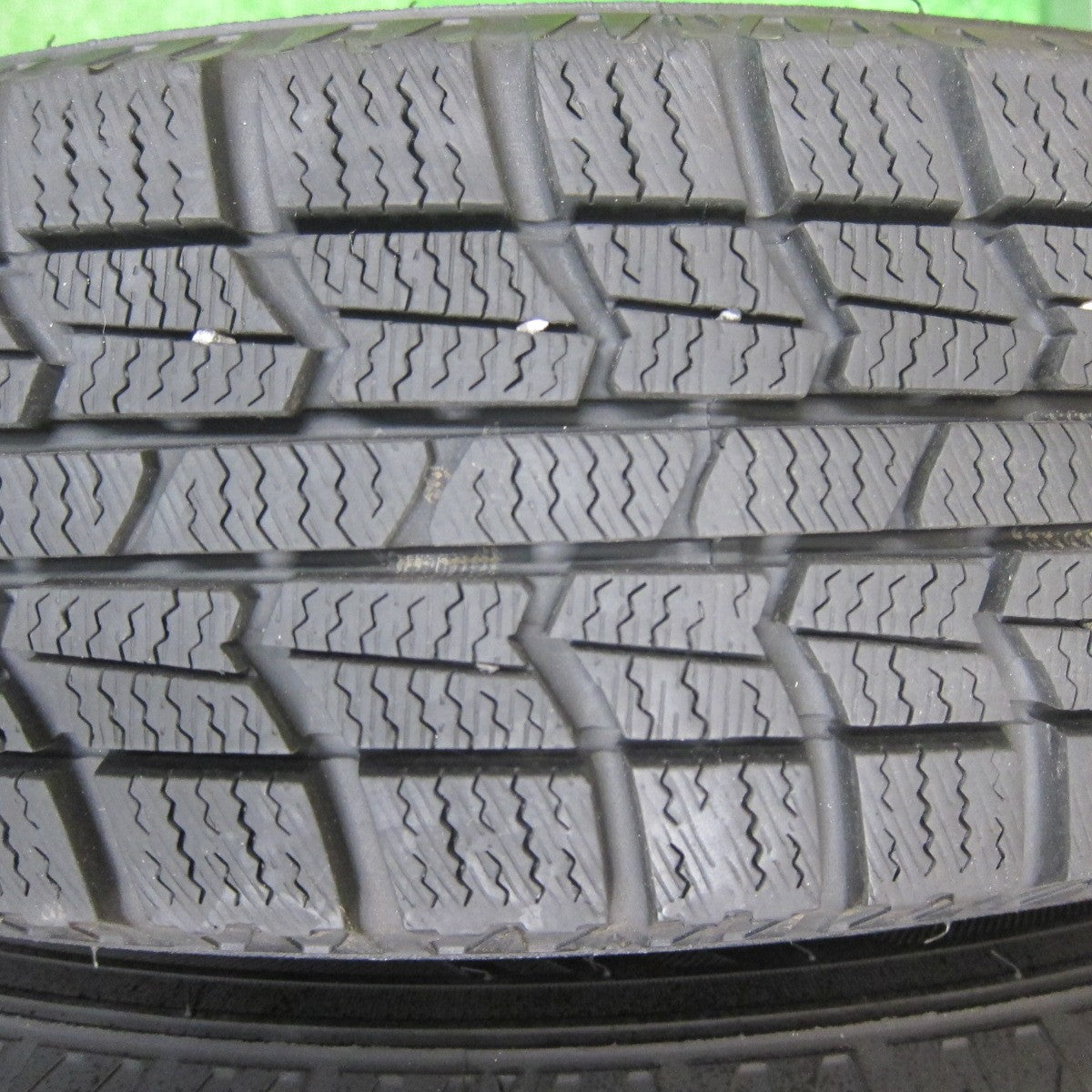 [送料無料] バリ溝！20年！キレイ！9.5分以上★スタッドレス 145/80R13 オートバックス ノーストレック N3i LEBEN レーベン 13インチ PCD100/4H★4121004TNス