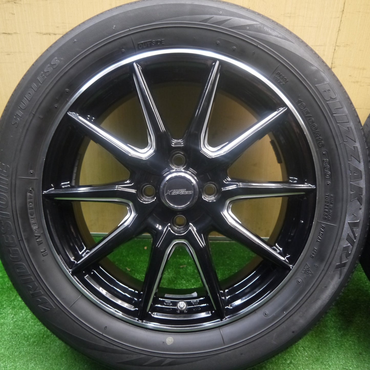 キレイ★スタッドレス 195/60R16 ブリヂストン ブリザック VRX X CROSS SPEED クロススピード 16インチ PCD100/4H★5122403Hス