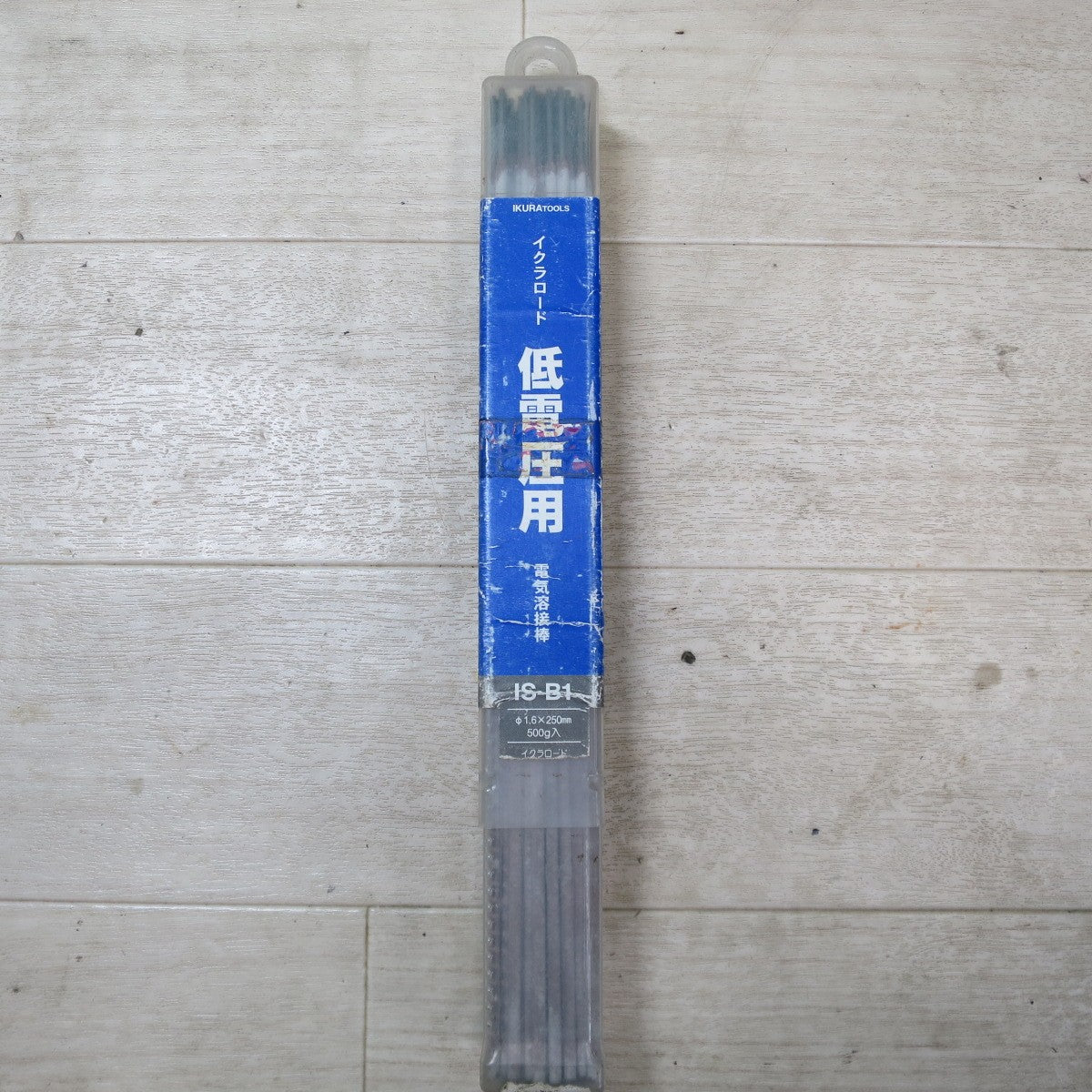 [送料無料] ☆IKURA 育良精機 アークボーイジュニア 小型 交流 アーク 溶接機 IS-H40BJr. 溶接棒付き イクラ ARCBOY 100V☆