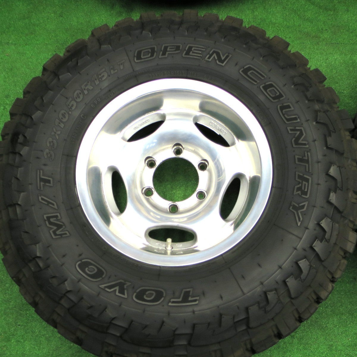 バリ溝！24年！9.5分★33×10.50R15 LT 114P 6PR トーヨー オープン カントリー M/T ENKEI エンケイ 15インチ PCD139.7/6H★6012501NKノ