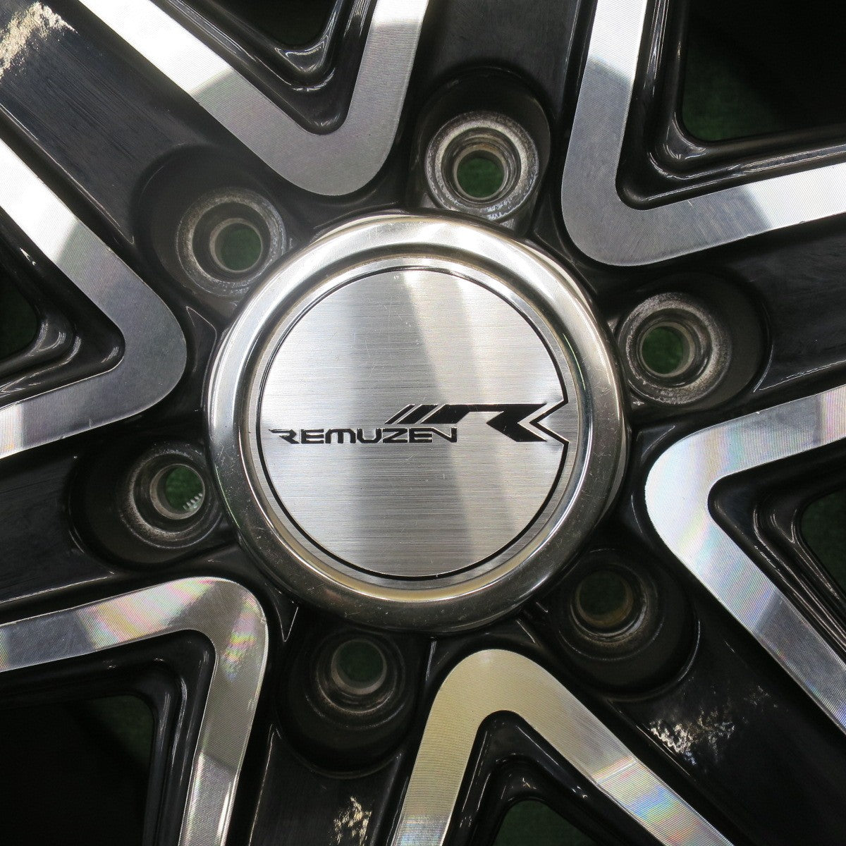 バリ溝！9分★スタッドレス 265/65R17 トーヨー オブザーブ GSi-5 REMUZEN 東京車輪 レミューゼン 17インチ PCD139.7/6H★5111401NJス