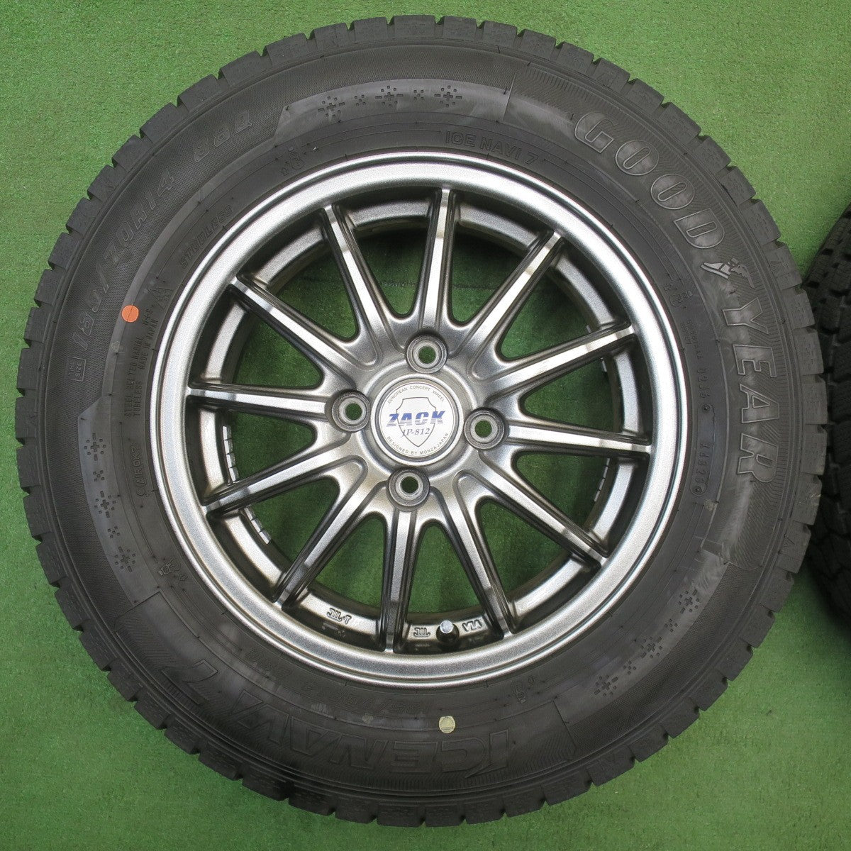 ほぼ未使用！23年！キレイ★スタッドレス 185/70R14 グッドイヤー アイスナビ7 ZACK JP-812 MONZA ザック 14インチ PCD100/4H★6032602NJノ