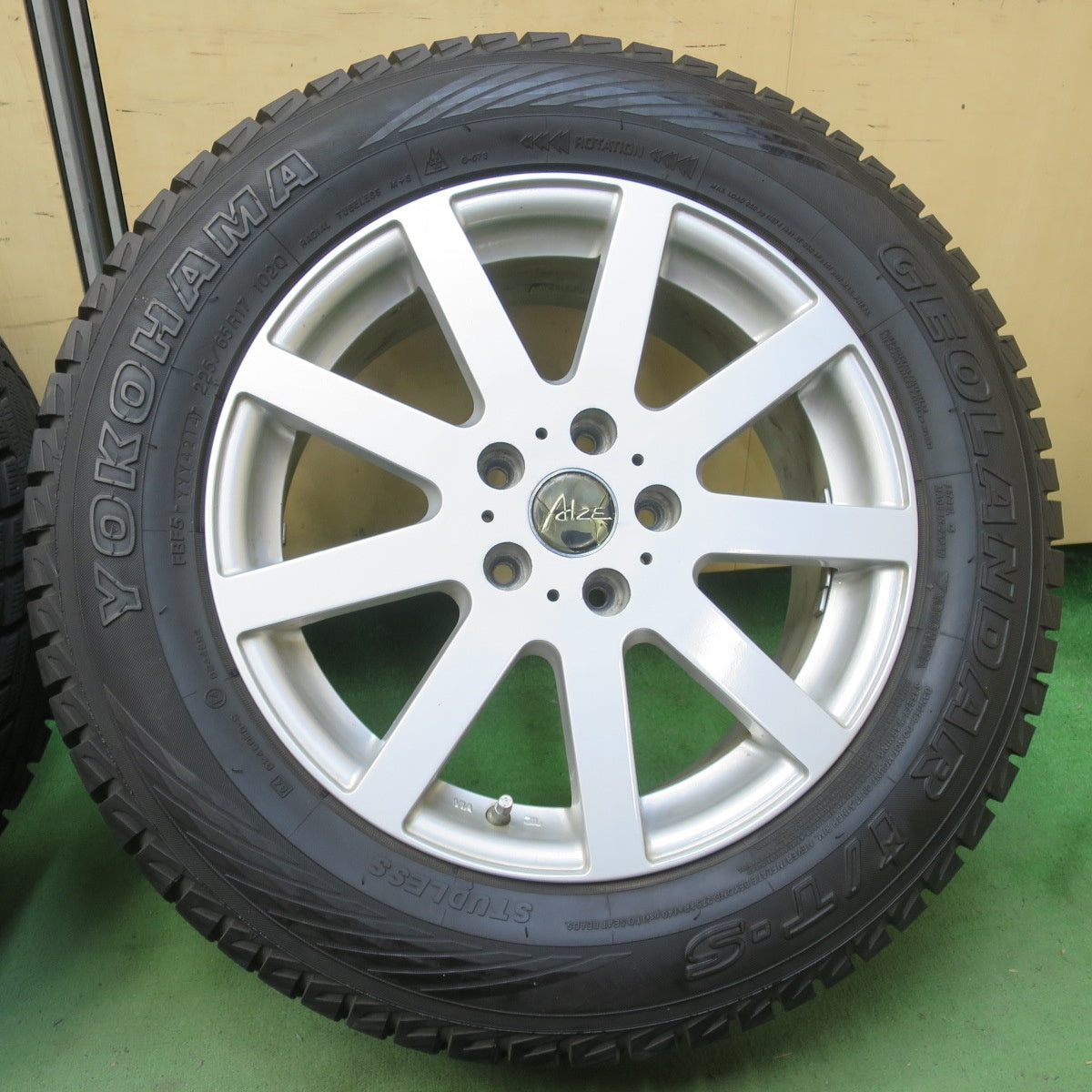バリ溝！9.5分★スタッドレス 225/65R17 ヨコハマ ジオランダー i/T-S ALZE 社外 アルミ 17インチ PCD114.3/5H★6042104イス