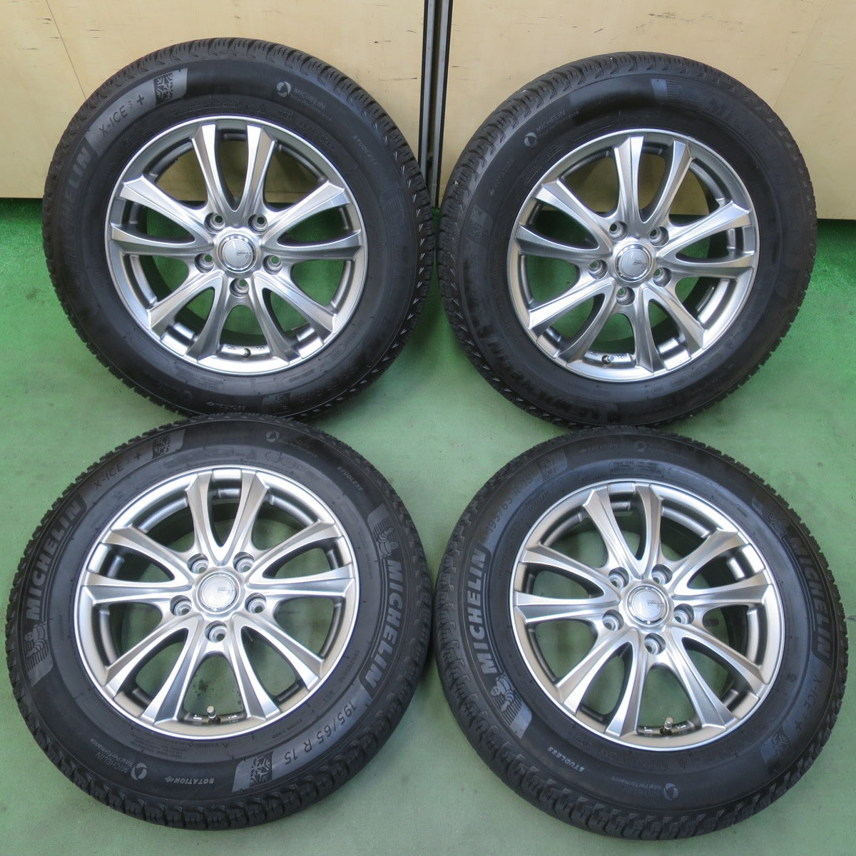 寒川店 H-819 中古スタッドレス X-ICE XI3 215/60R17 (2本) 自動車
