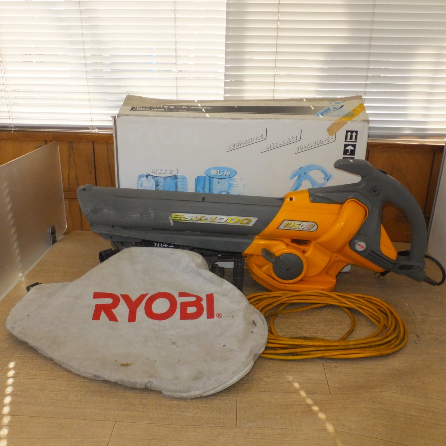 [送料無料] ★リョービ RYOBI ブロワバキューム RESV-1000　100V 1050W 50/60Hz★