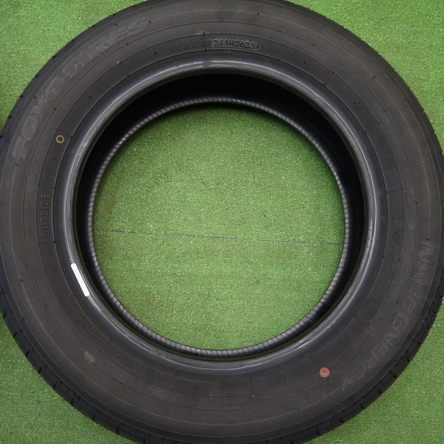 新車外し！25年★185/65R15 トーヨー ナノエナジー J64 タイヤ 15インチ フリード プリウス ノート フィールダー フィット 等★5122204Hノタ