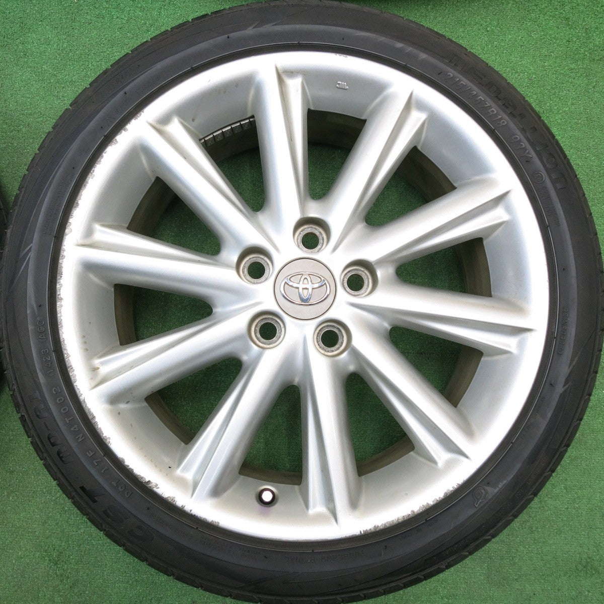 バリ溝！23年！9.5分★トヨタ SAI サイ 純正 215/45R18 メダリオン CST MD-A1 18インチ PCD114.3/5H★5121804HAノ