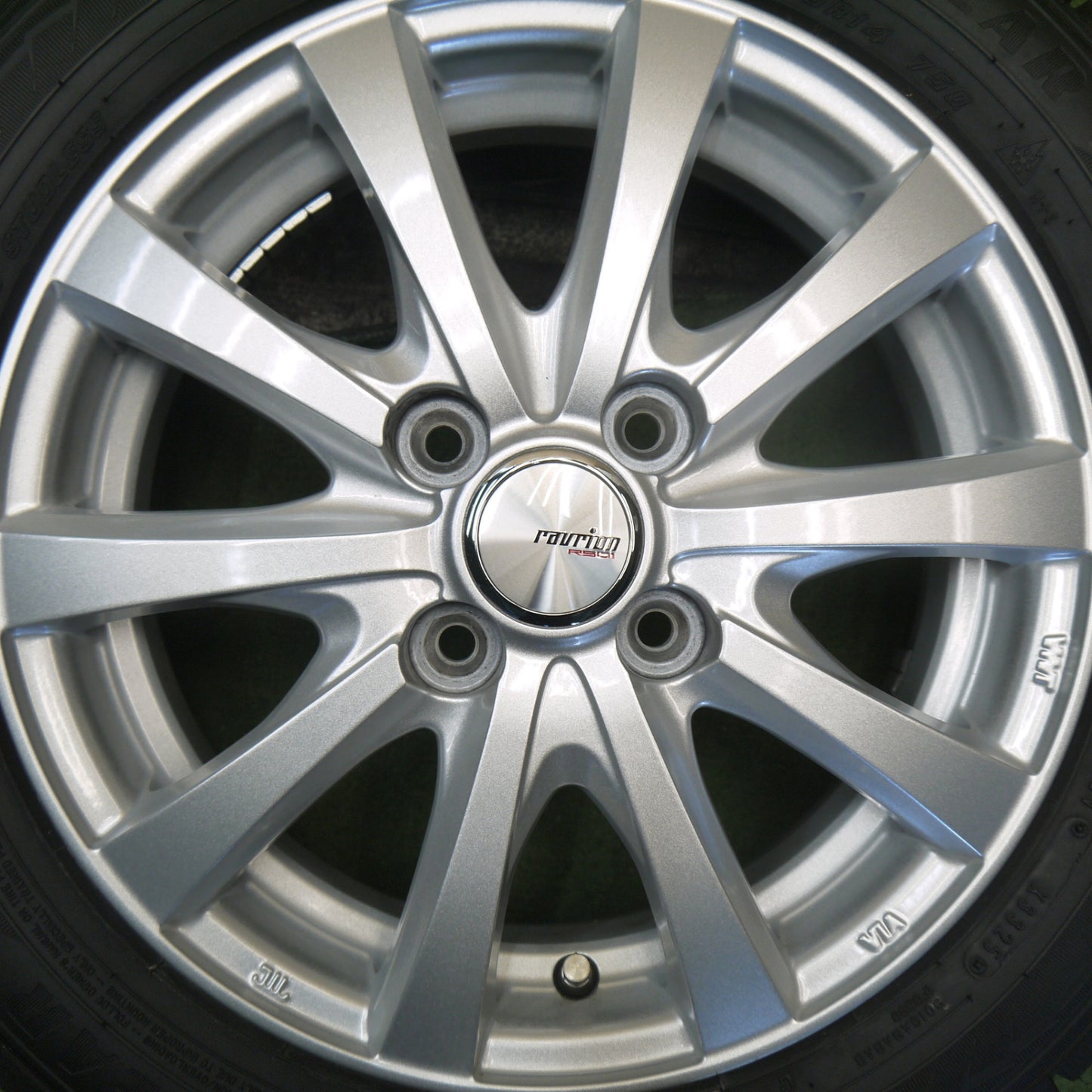 ほぼ未使用！25年！キレイ◎スタッドレス 155/65R14 グッドイヤー アイスナビ8 ravrion RS01 ラブリオン 14インチ PCD100/4H◎6082601Hス
