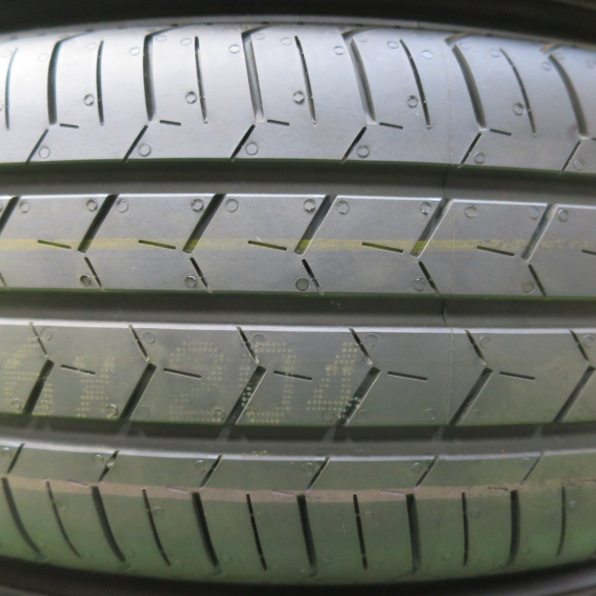 [送料無料] 新車外し！24年★ダイハツ タフト 純正 165/65R15 ヨコハマ BluEarth-FE AE30 15インチ ブルーアース PCD100/4H★5021423イノ