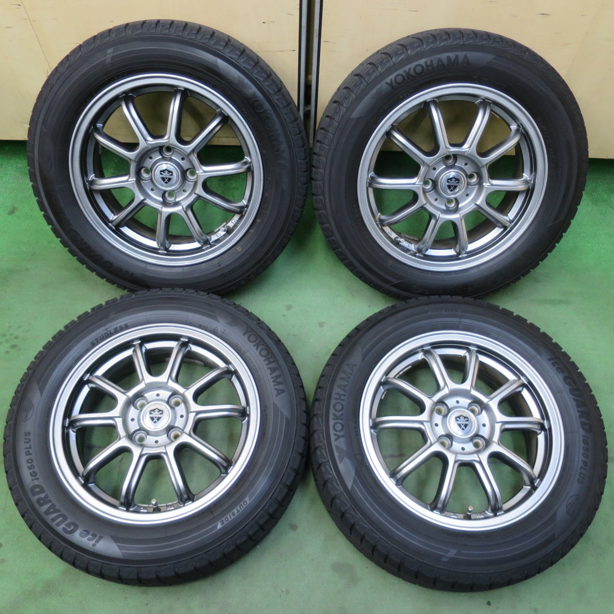 バリ溝！キレイ！8.5分★スタッドレス 185/65R15 ヨコハマ アイスガード iG50 プラス ESTROSA エステローザ 15インチ PCD100/4H★6022304イス