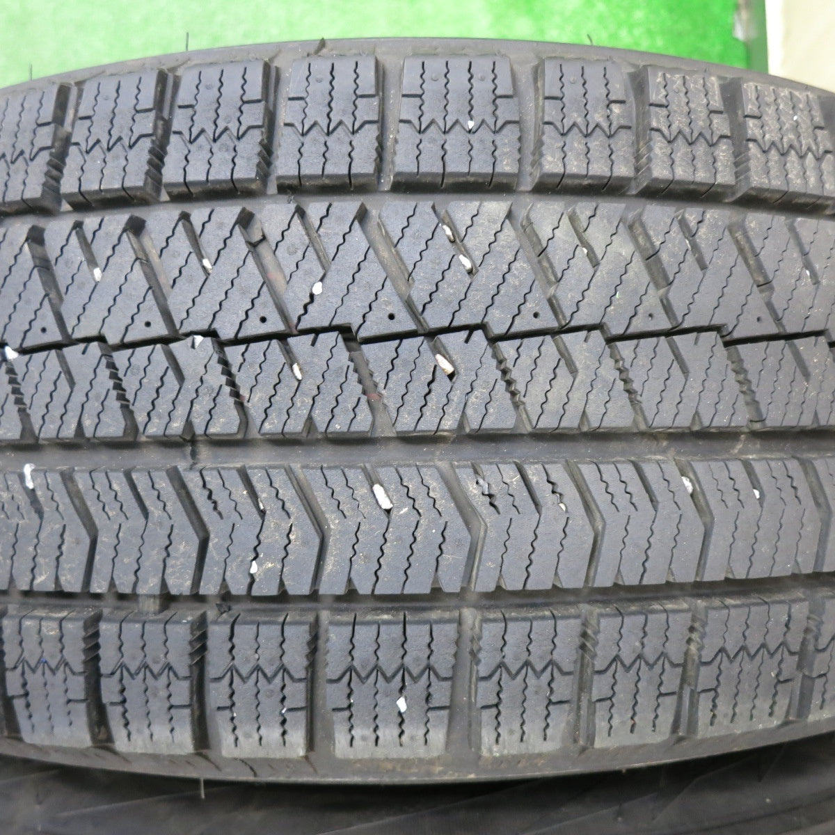 [送料無料] バリ溝！22年！キレイ！9.5分★プリウス 等 195/65R15 スタッドレス ブリヂストン ブリザック VRX2 BALMINUM バルミナ 15インチ PCD100/5H★5010701NJス