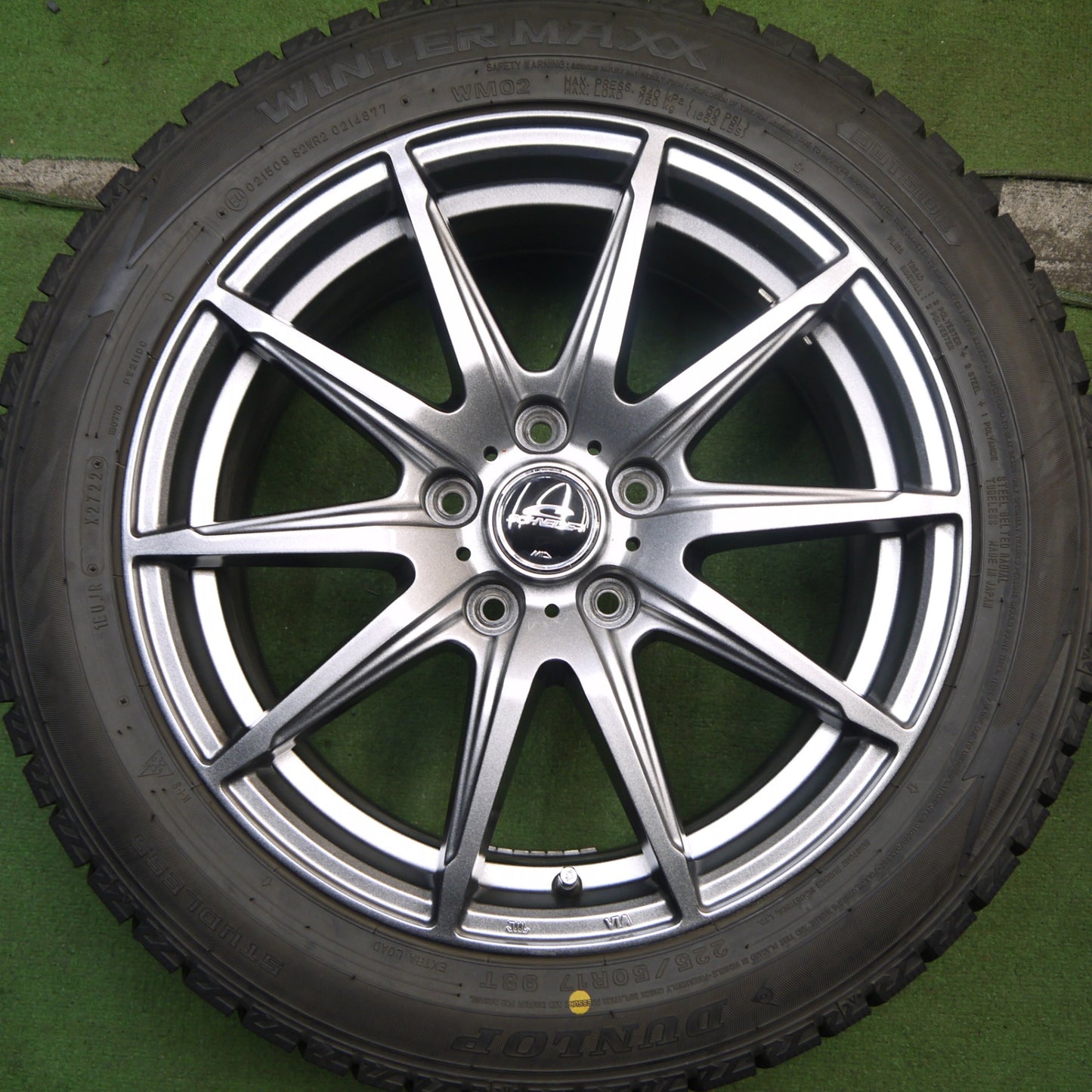 バリ溝！22年！キレイ！9.5分★スタッドレス 225/50R17 ダンロップ ウインターマックス WM02 SCHNEIDER MiD シュナイダー 17インチ PCD114.3/5H★5082601Hス