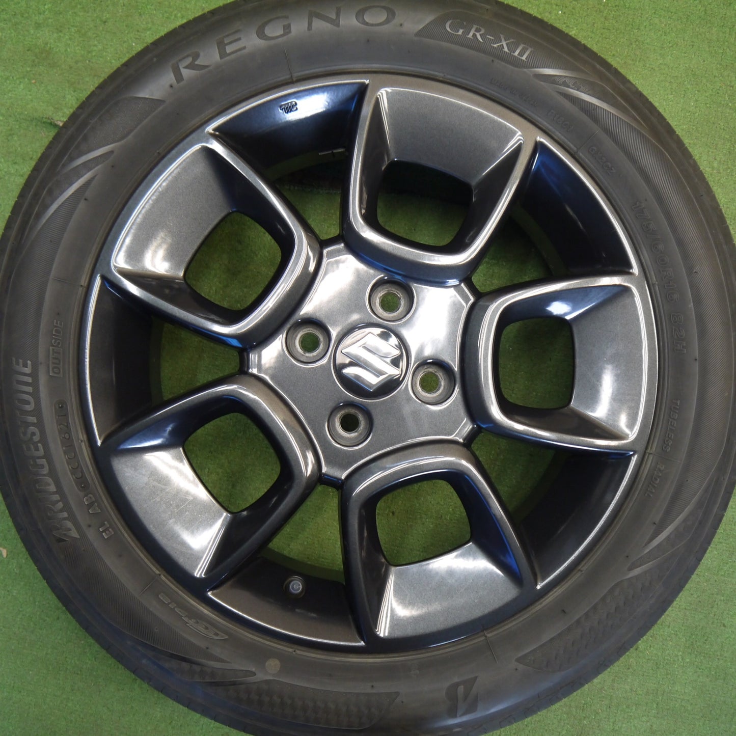 キレイ★スズキ クロスビー イグニス 純正 175/60R16 ブリヂストン レグノ GR-X2 16インチ PCD100/4H★6042709Hノ