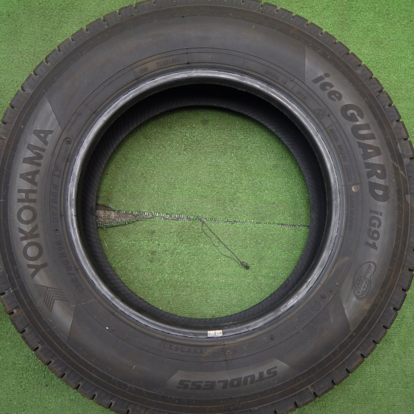 バリ溝！23年！9.5分以上★スタッドレス 165/80R14 97/95N ヨコハマ アイスガード iG91 タイヤ 14インチ ADバン バネット タウンエース サクシード 等★5052003Hスタ