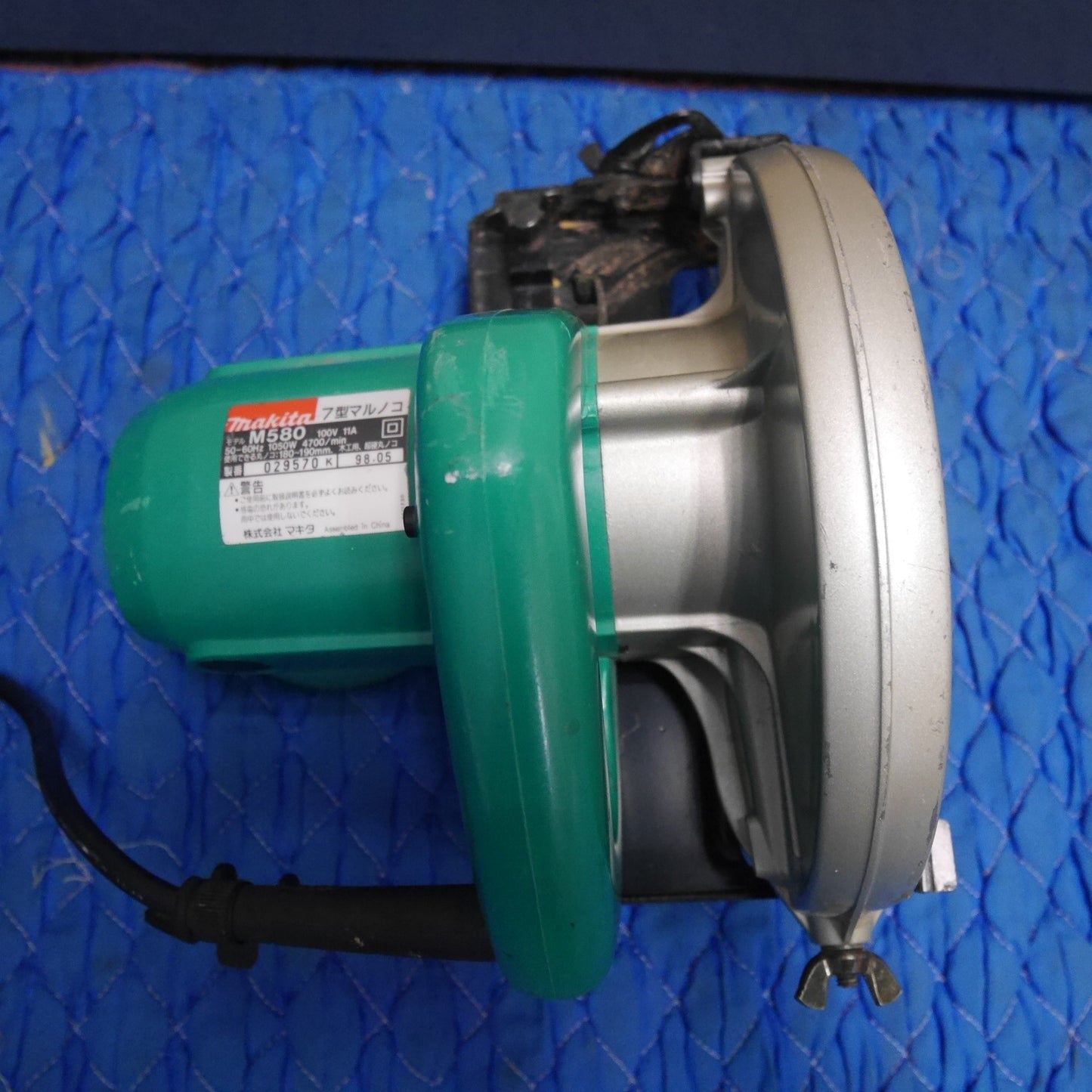 [送料無料] ☆マキタ 7型 マルノコ M580 電動 工具 切断機 丸のこ 丸ノコ 丸鋸 100V makita 木工用 コード式☆