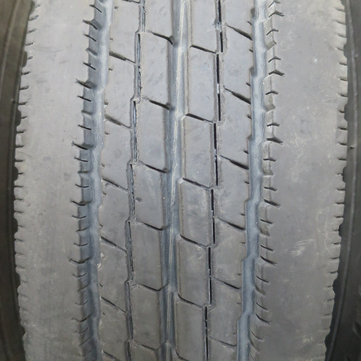 6本価格★トラック タイヤ 205/85R16 117/115N トーヨー デルベックス M134 DELVEX 16インチ★5041603イノタ
