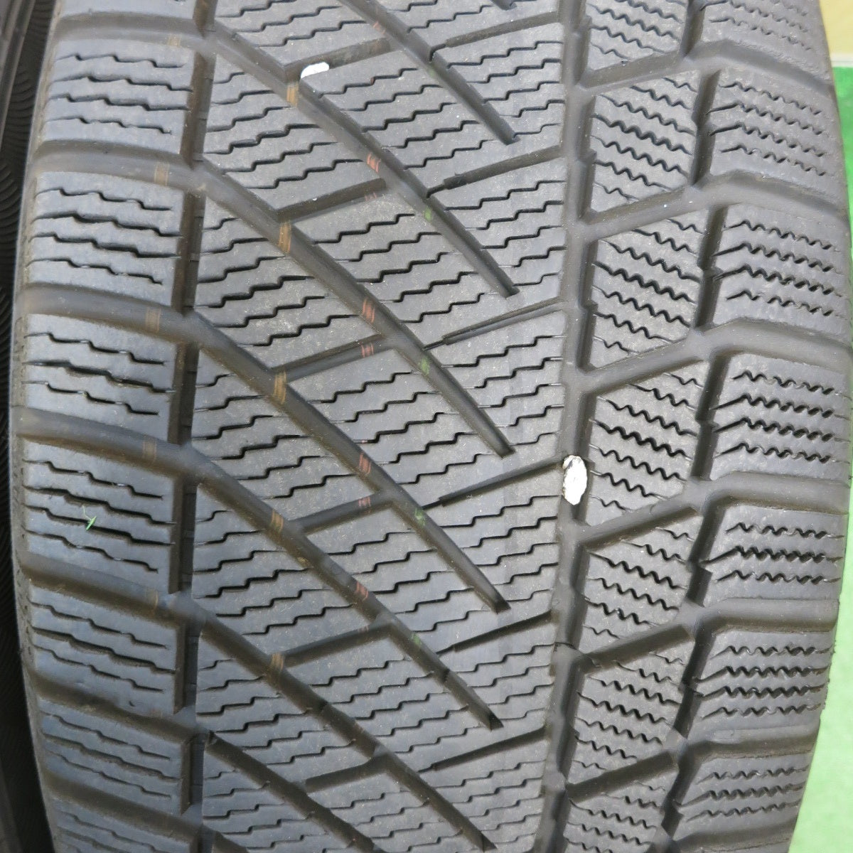 バリ溝！キレイ！8.5分★フォレスター 等 225/60R17 スタッドレス バイキング WINTECH WT6 SUV ZACK JP-110 MONZA ザック モンツァ 17インチ PCD100/5H★6032908HAス