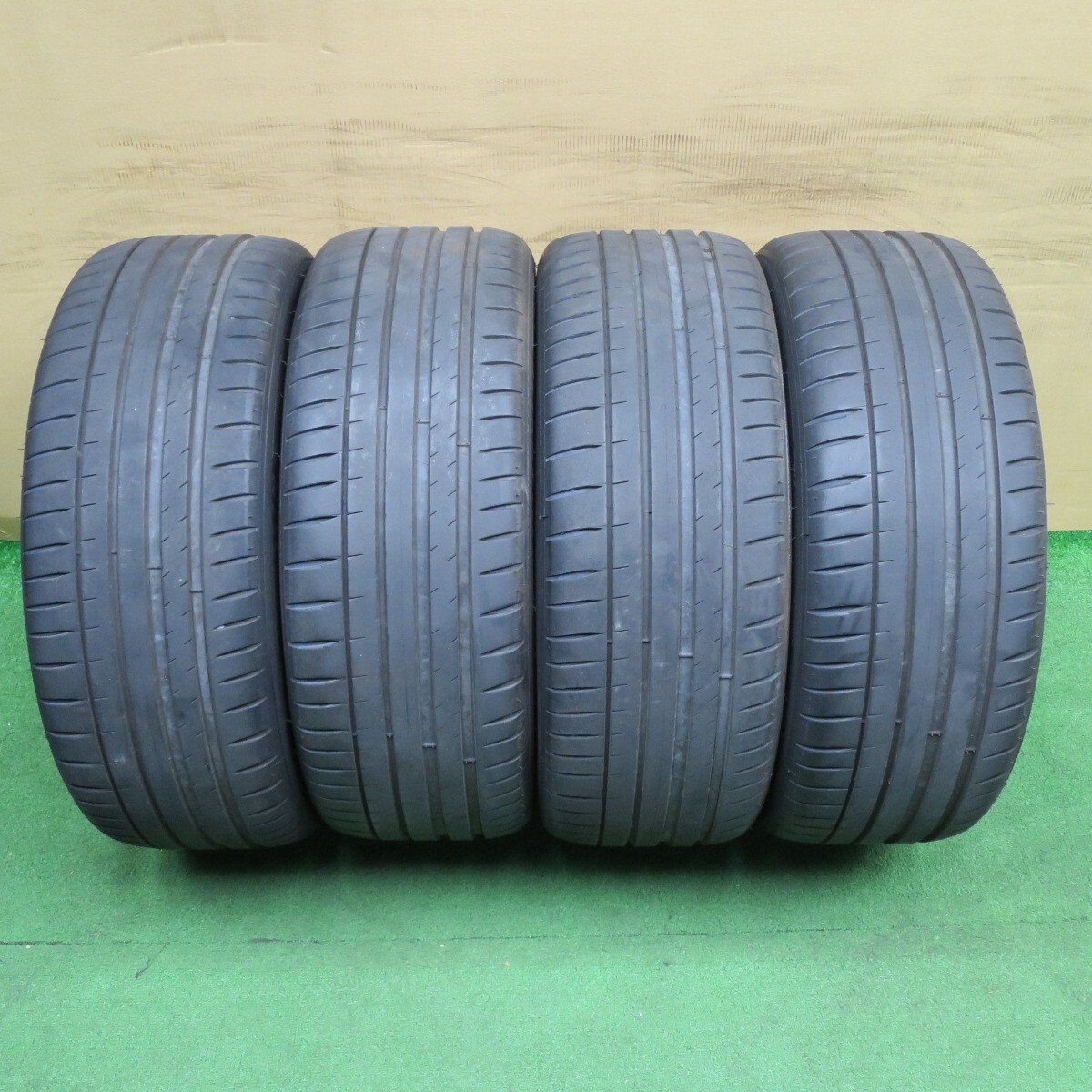 4本価格◎225/45R18 ミシュラン パイロットスポーツ4 タイヤ 18インチ レヴォーグ RX-8 マークX クラウンアスリート 等◎6061702NKノタ