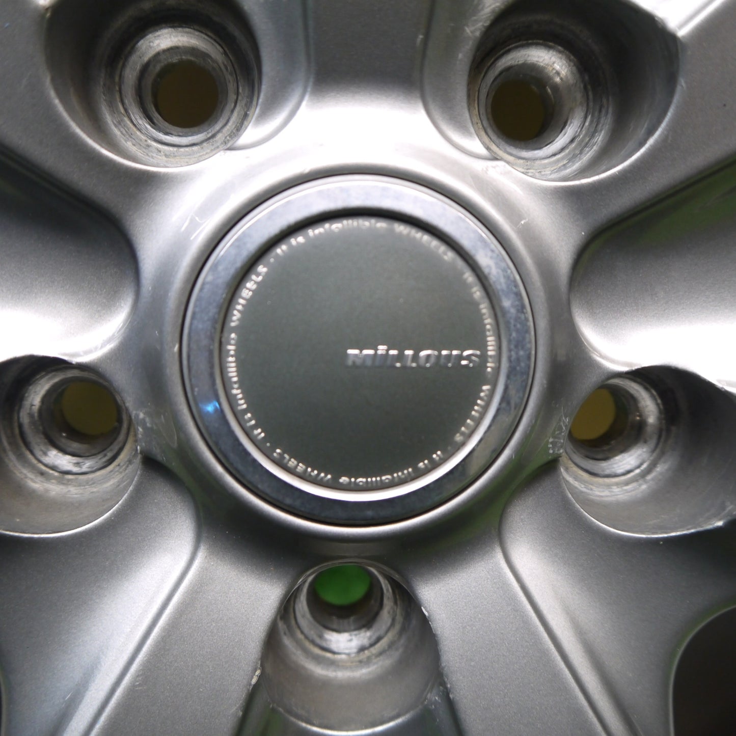 バリ溝！キレイ！8.5分★スタッドレス 205/60R16 ヨコハマ アイスガード iG50 プラス MILLOUS Ki ミルアス 16インチ PCD114.3/5H★6011404Hス