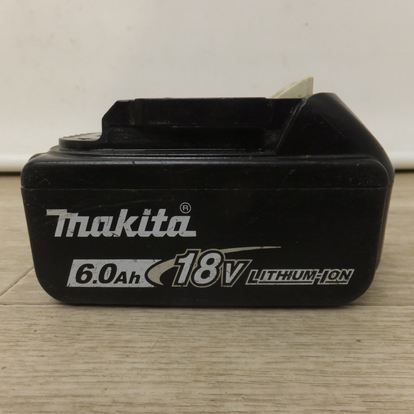 [送料無料] ★マキタ makita バッテリ BL1860B　DC18V 6.0Ah 108Wh Li-ion20　雪マーク★