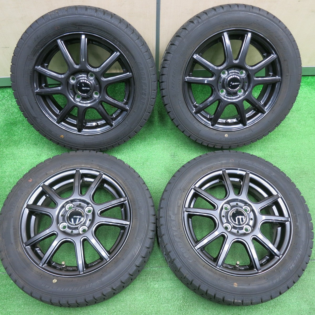 [送料無料] バリ溝！23年！キレイ！ほぼ10分★スタッドレス 155/65R14 グッドイヤー アイスナビ7 EMBELY 14インチ PCD100/4H★4120808TNス