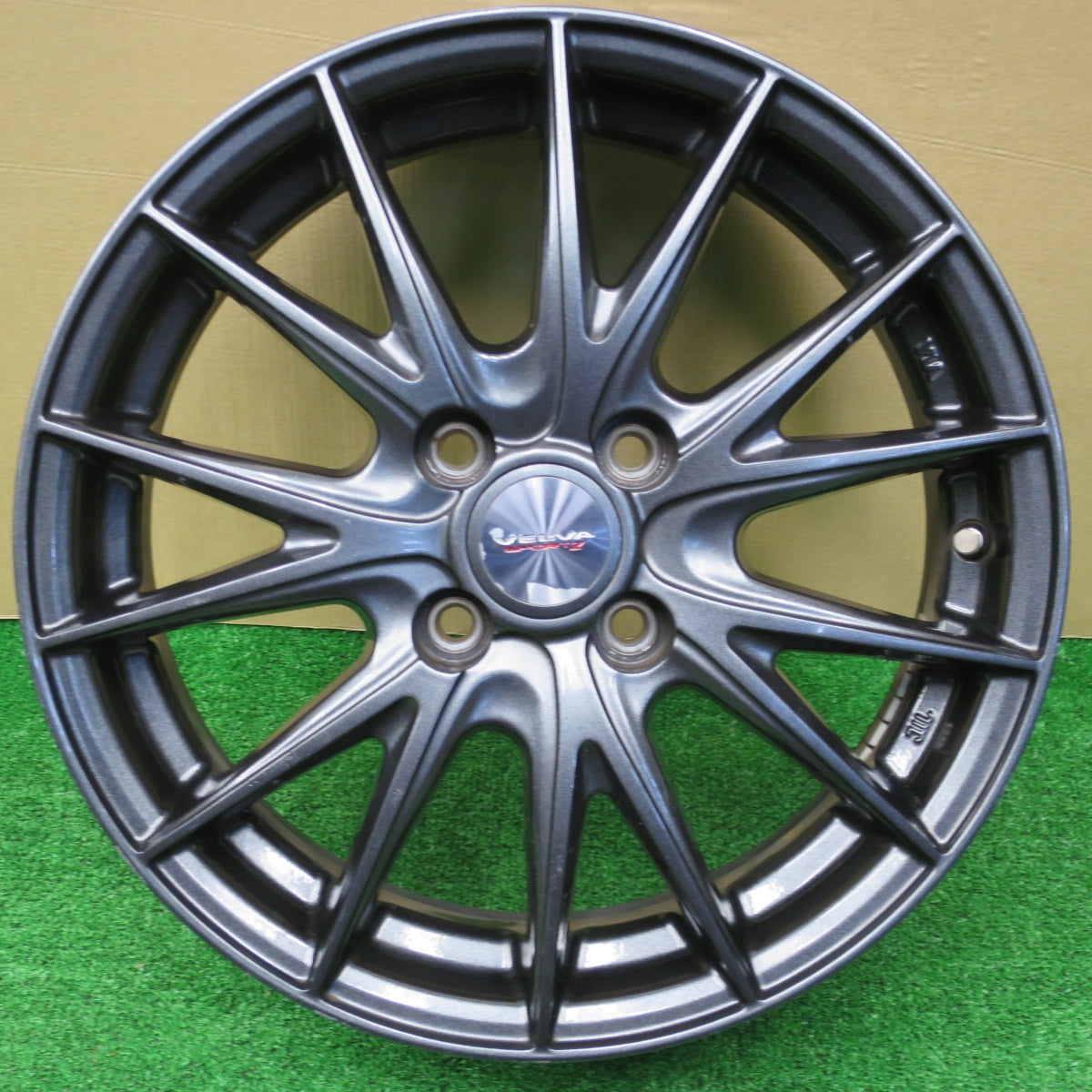 キレイ★VELVA SPORTZ ヴェルヴァ スポルトZ 15インチ ホイール 15×5.5J PCD100/4H★5112002NKホ