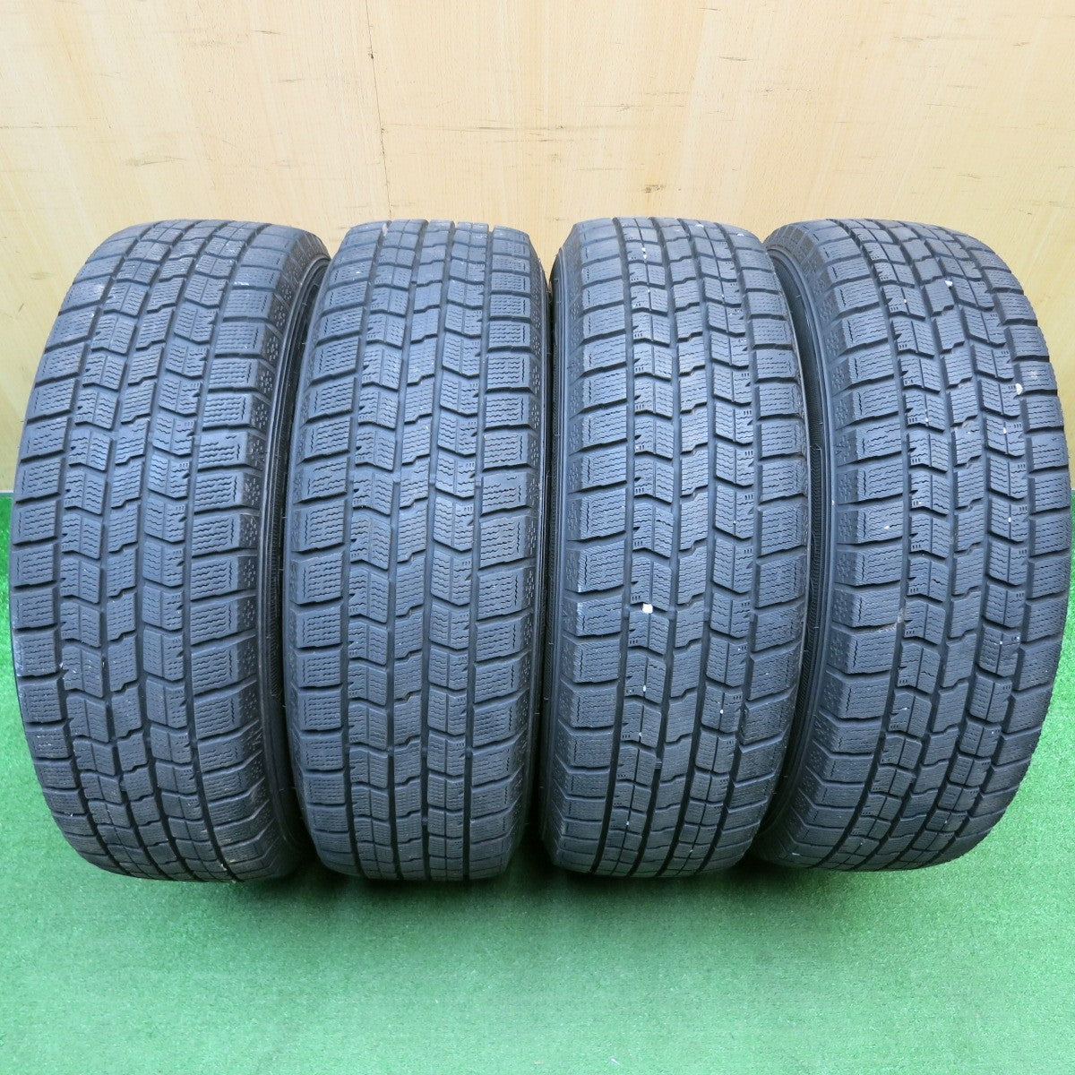 バリ溝！21年！9.5分以上★スタッドレス 195/65R16 グッドイヤー アイスナビ7 Rversion Brocer Rバージョン ブロッカー 16インチ PCD100/4H★5122102HAス