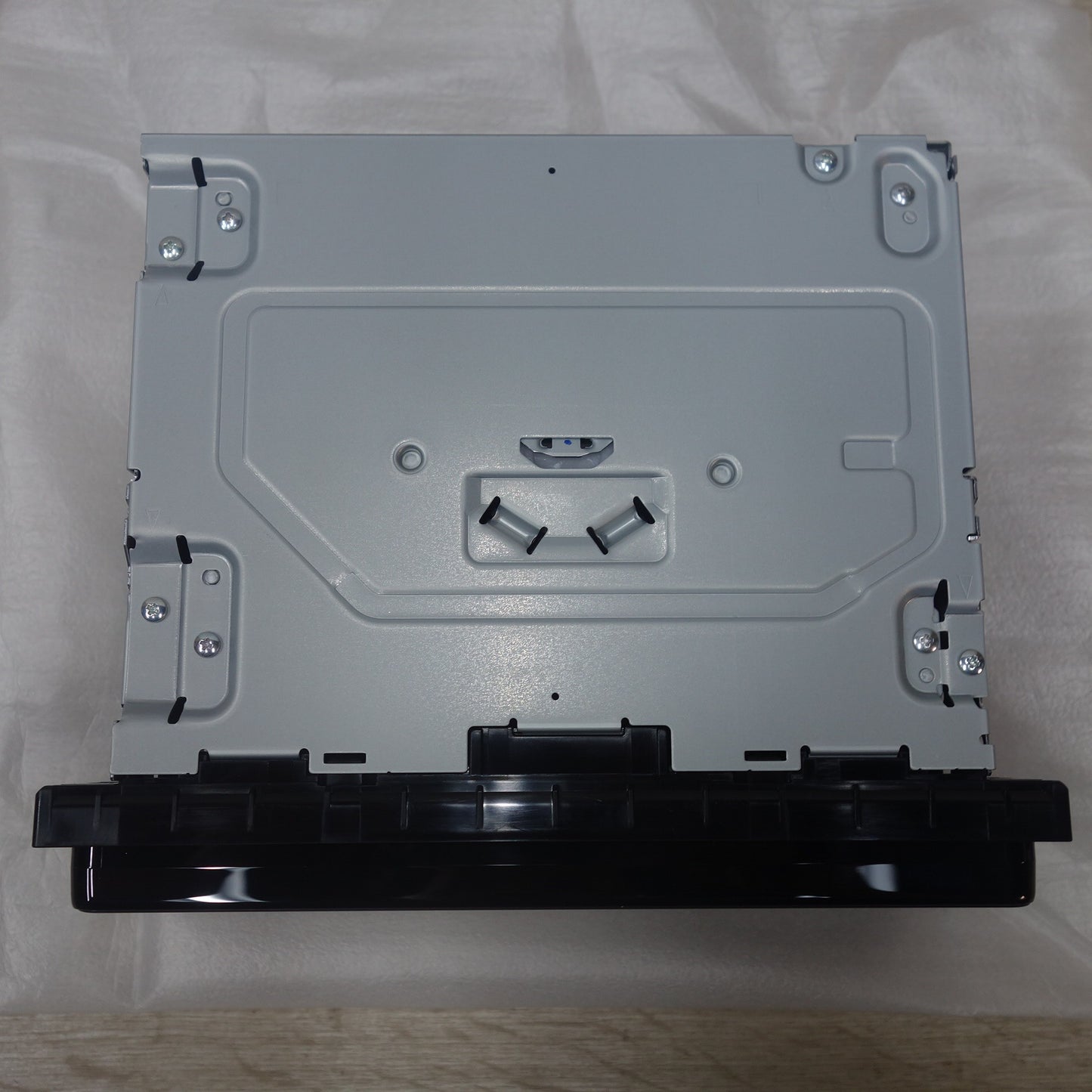 [送料無料] 未使用◆carrozzeria PIONEER 楽ナビ 7V型 メモリーナビ カーナビ AVIC-RW822-D パイオニア カロッツェリア◆