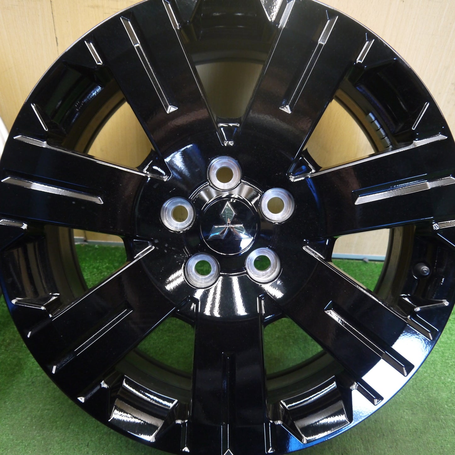 新車外し★三菱 デリカ D:5 シャモニー 純正 ENKEI ホイール 18インチ エンケイ 18×7J PCD114.3/5H★6051811Hホ