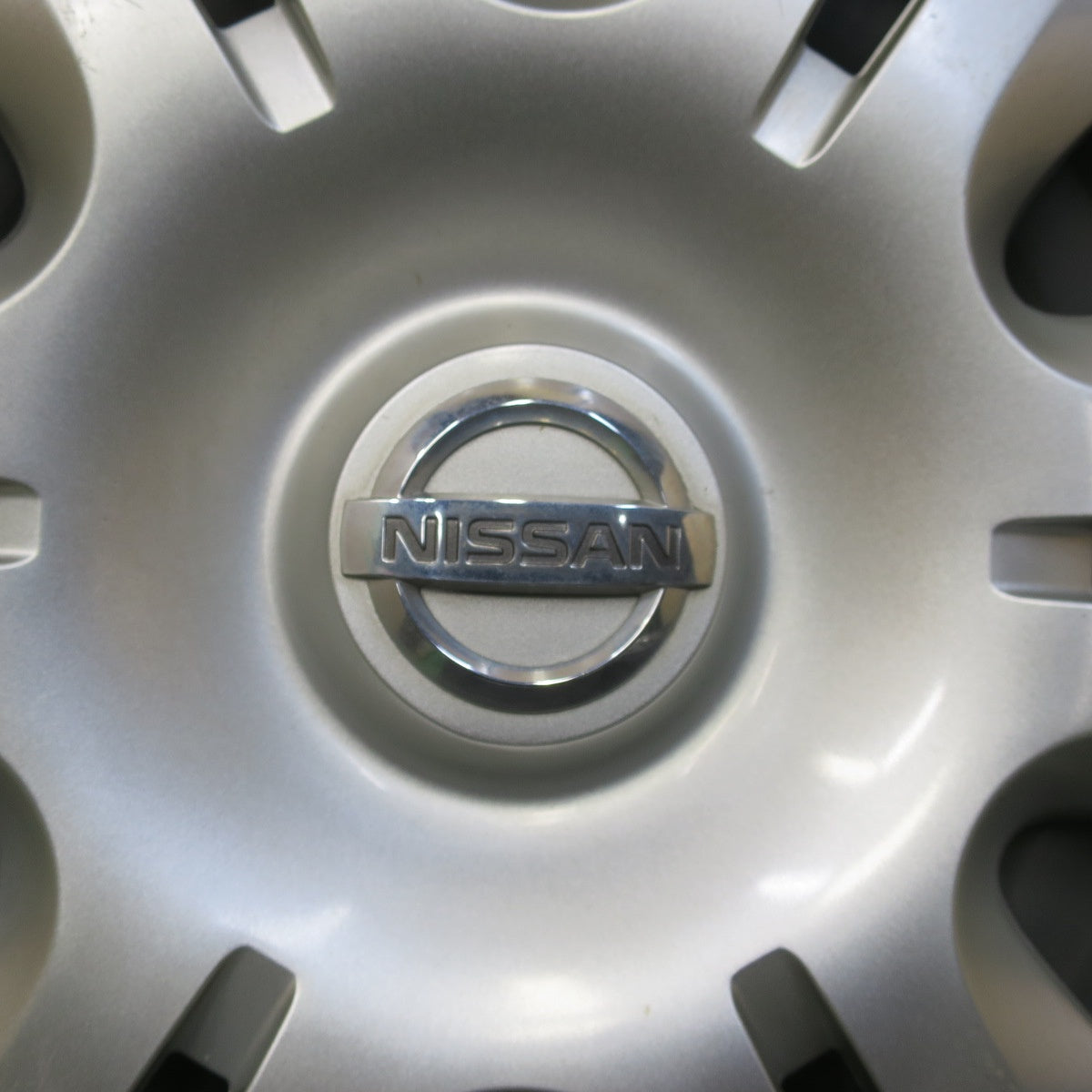 バリ溝！22年！9.5分◎日産 セレナ 純正 スチール 195/65R15 スタッドレス ダンロップ ウインターマックス WM02 15インチ PCD114.3/5H◎6070802イス