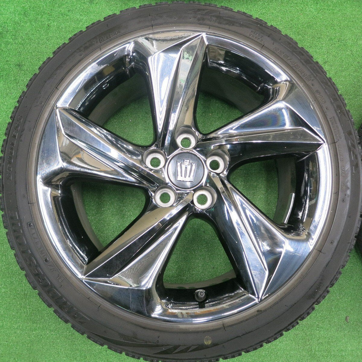 4本価格★トヨタ 220系 クラウン RS アドバンス 純正 225/45R18 スタッドレス ブリヂストン VRX PCD114.3/5H★4102703HAス