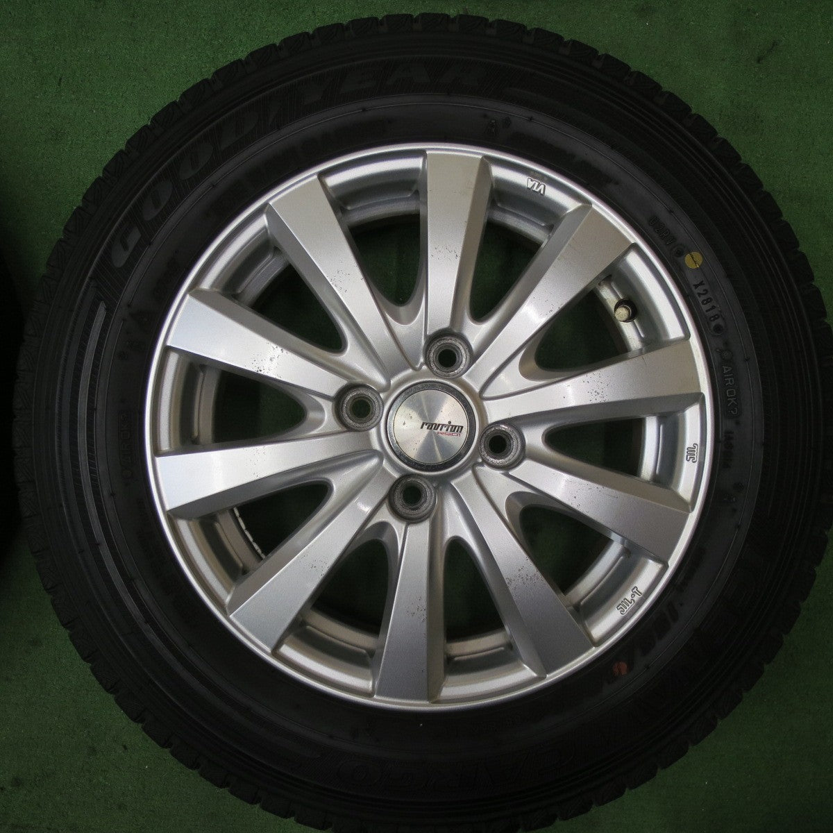 バリ溝！9.5分★スタッドレス 155/80R14 88/86N グッドイヤー アイスナビ CARGO ravrion RS01 ラブリオン 14インチ PCD100/4H★5052001TTス