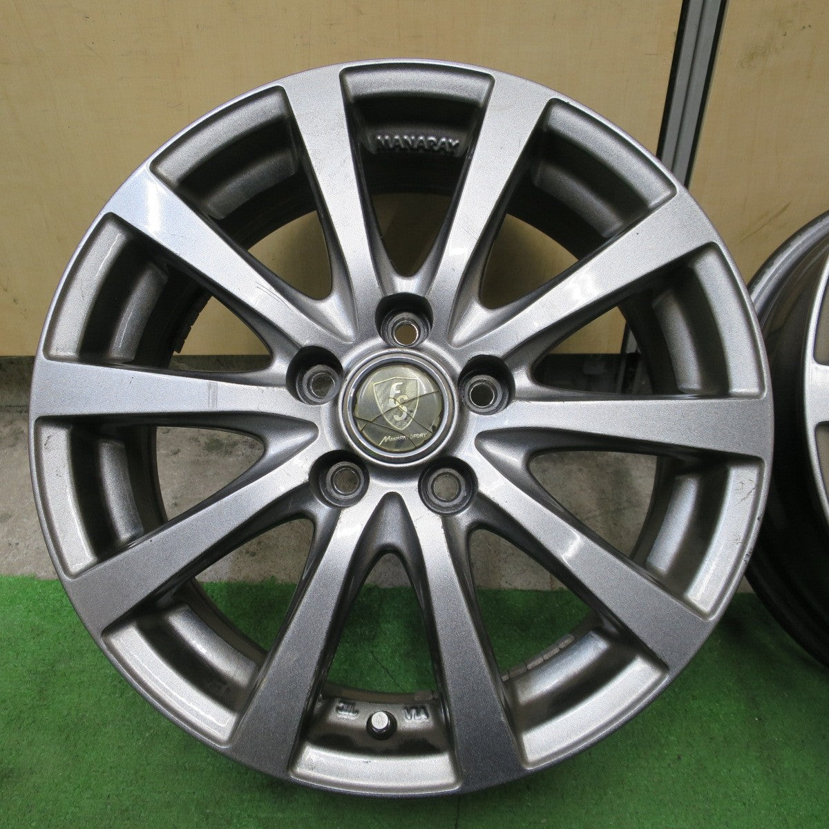 4本価格◎MANARAY SPORT 15インチ ホイール マナレイ スポーツ 15×5.5J PCD100/5H◎6090402NGホ