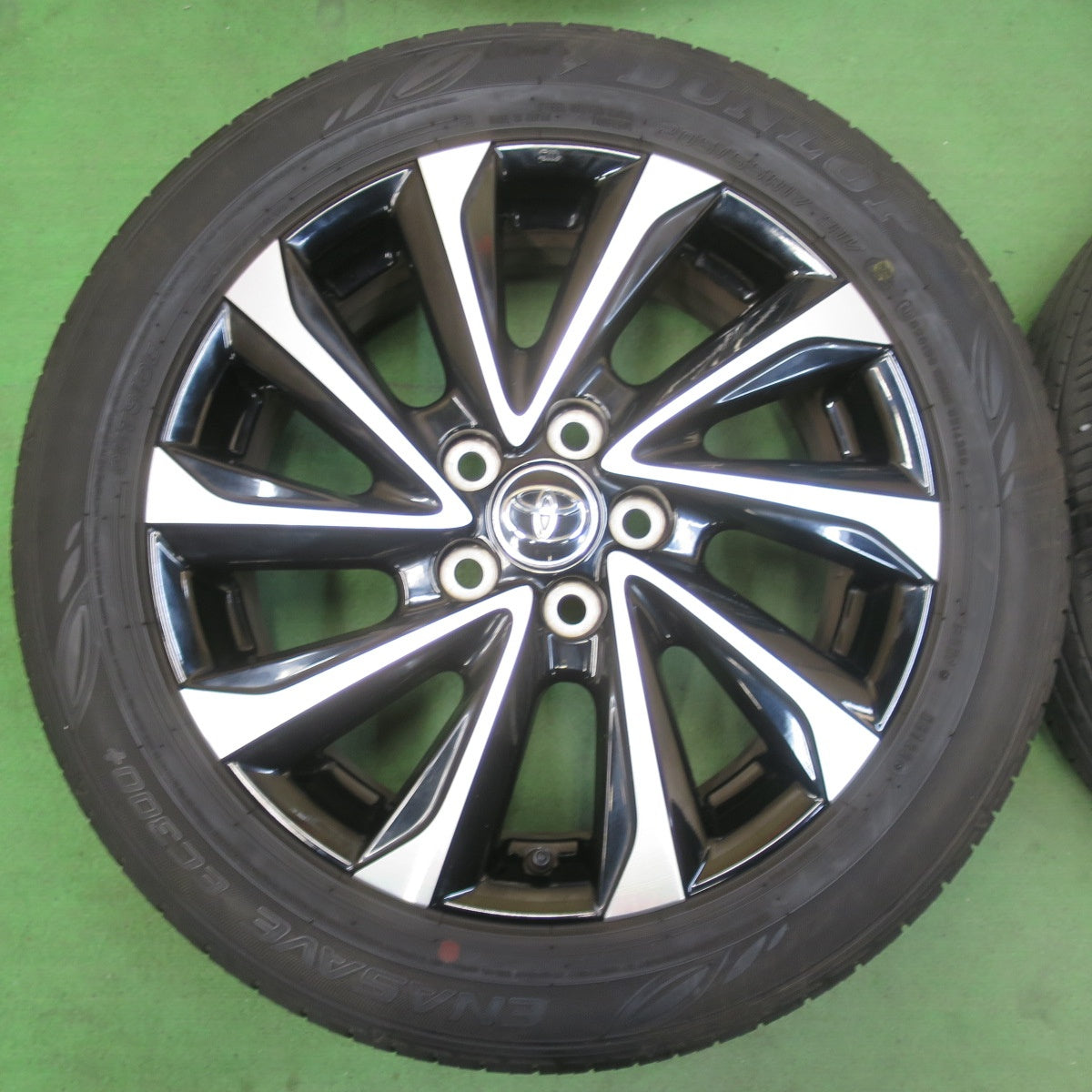 [送料無料] バリ溝！22年！キレイ！8.5分★トヨタ 90系 ノア ヴォクシー S-Z 純正 205/55R17 ダンロップ エナセーブ EC300+ 17インチ PCD114.3/5H★5032903イノ