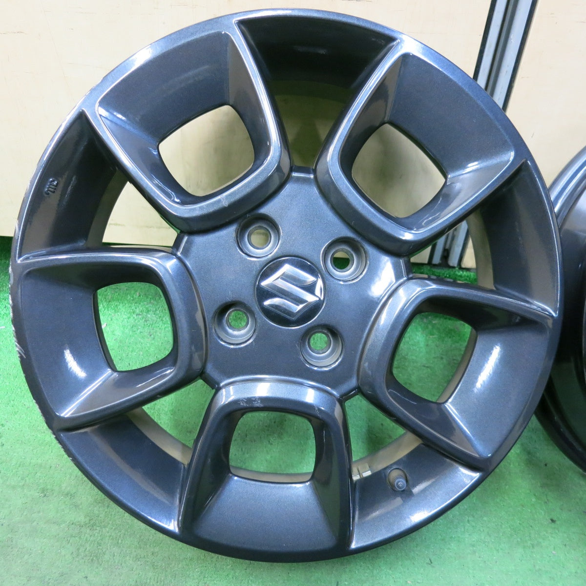 4本価格★スズキ クロスビー イグニス 純正 ホイール 16インチ 16×5J PCD100/4H★5061911SYホ