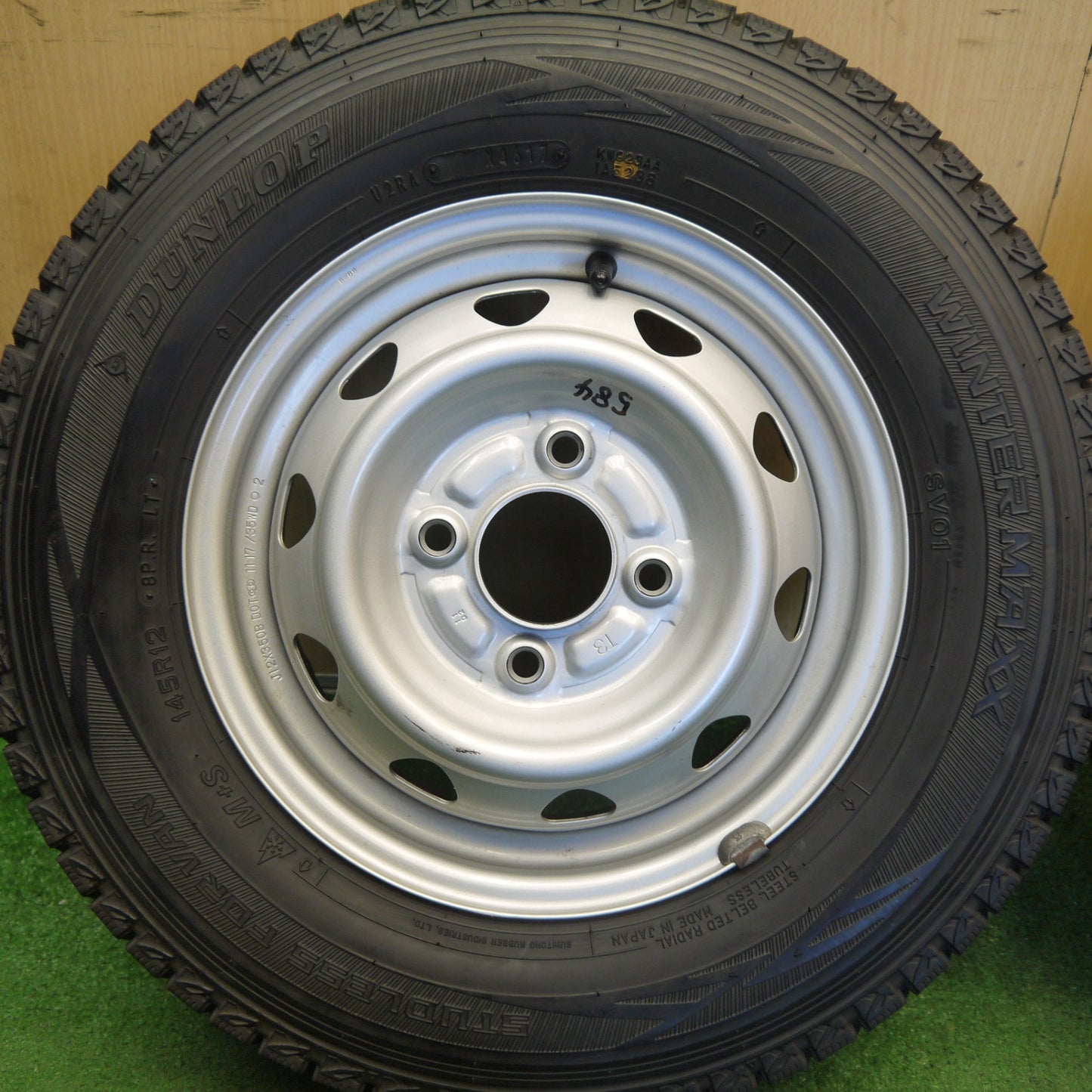 バリ溝！キレイ！ほぼ10分◎スタッドレス 145R12 8PR ダンロップ ウインターマックス SV01 スチール ホイール 12インチ PCD100/4H◎6072903Hス