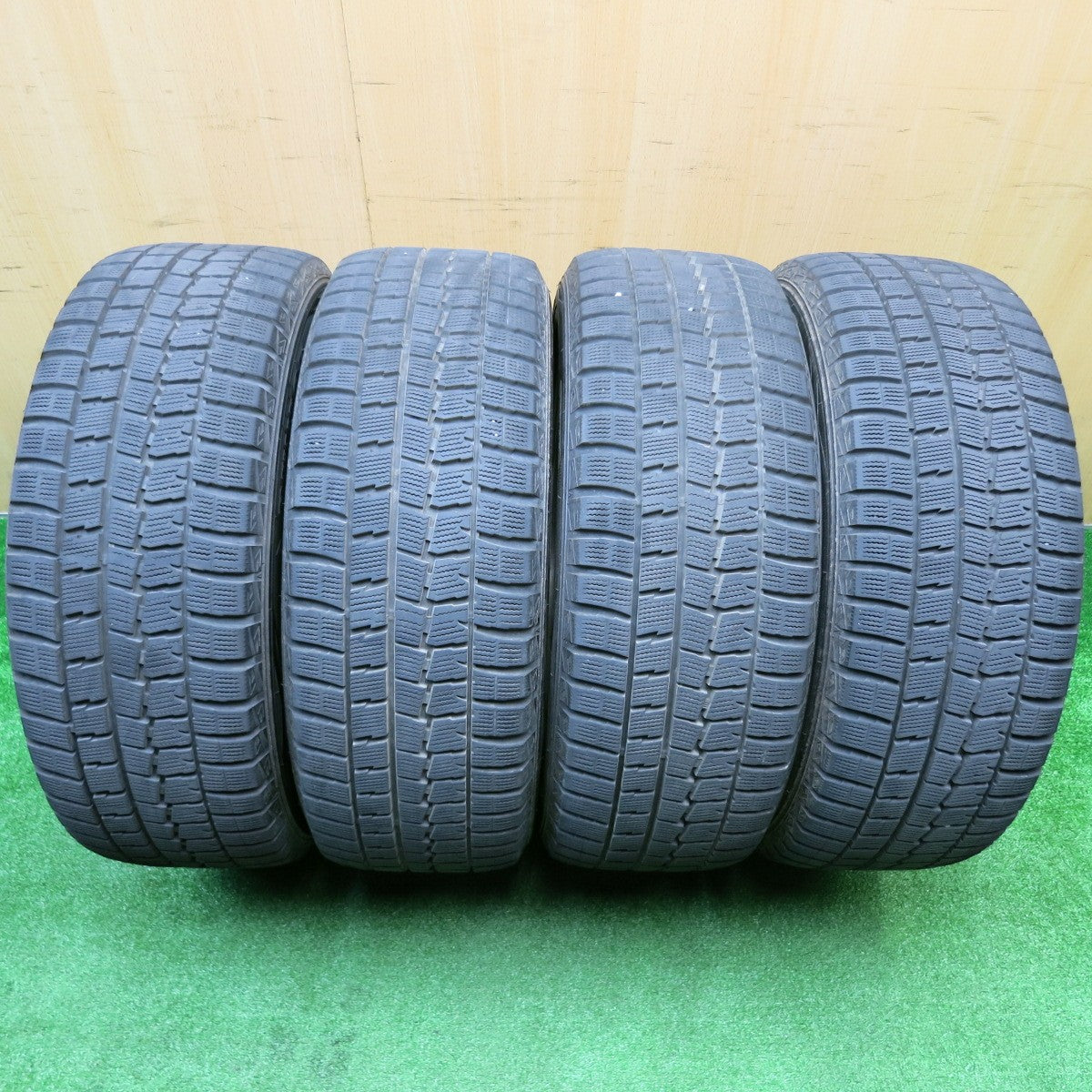 バリ溝！9.5分★スタッドレス 245/50R18 ダンロップ ウインターマックス WM01 TOPRUN トップラン 18インチ PCD114.3/5H★5102509HAス