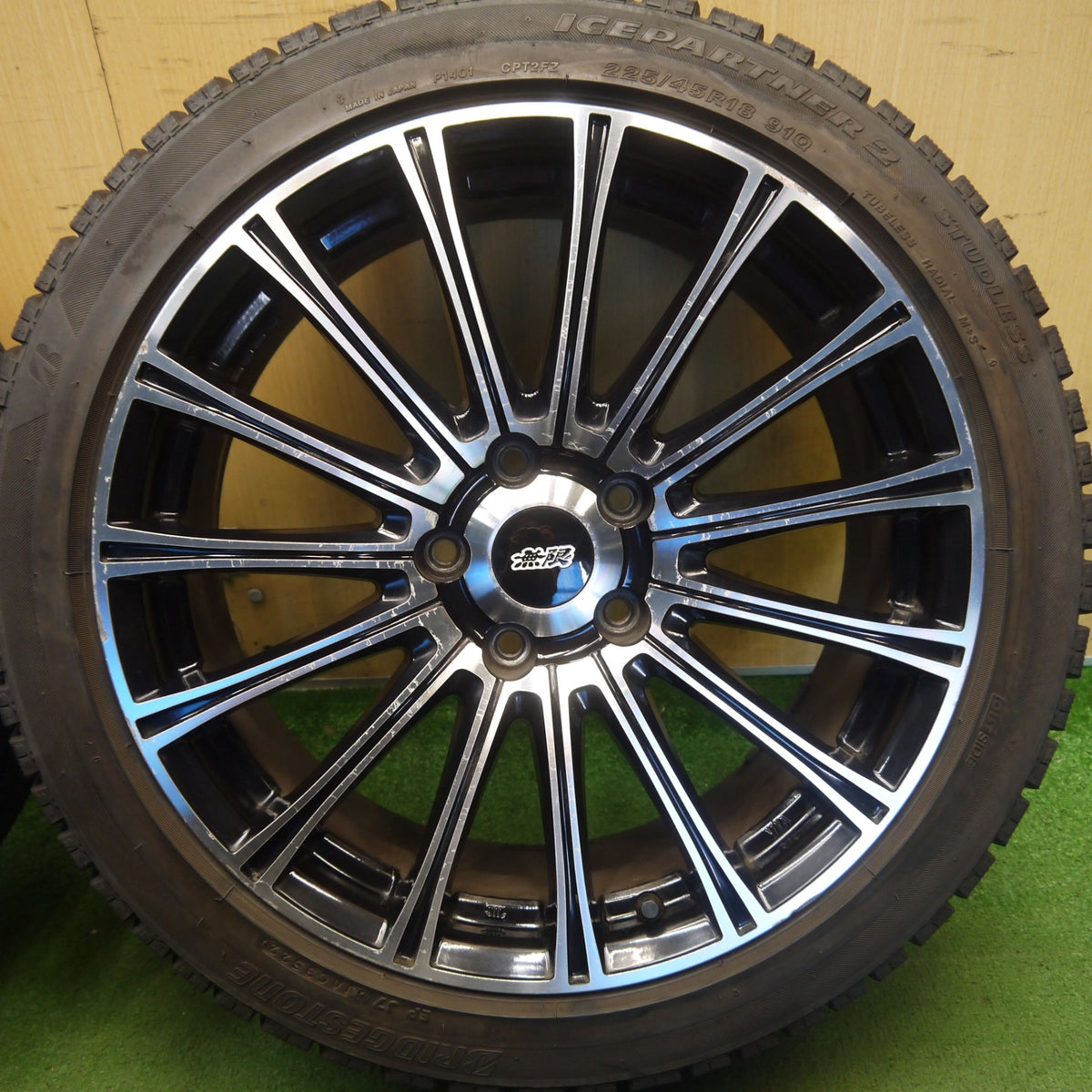 バリ溝！22年！8.5分◎無限 MUGEN MDA 225/45R18 スタッドレス ブリヂストン アイスパートナー2 18インチ PCD114.3/5H◎6090103Hス