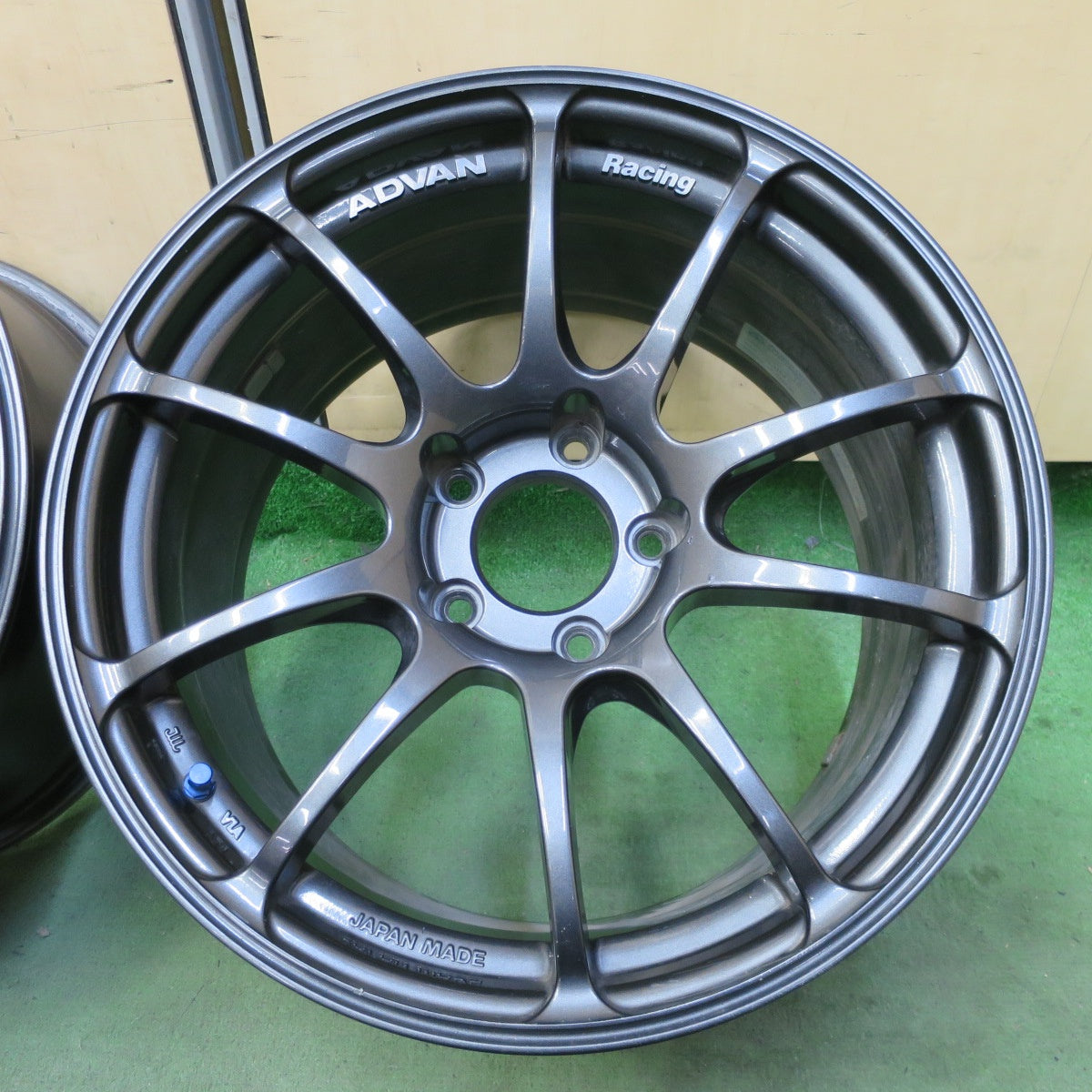4本価格★ADVAN RACING RZ 17インチ ホイール 17×9J アドバン レーシング PCD114.3/5H★6072103NGホ