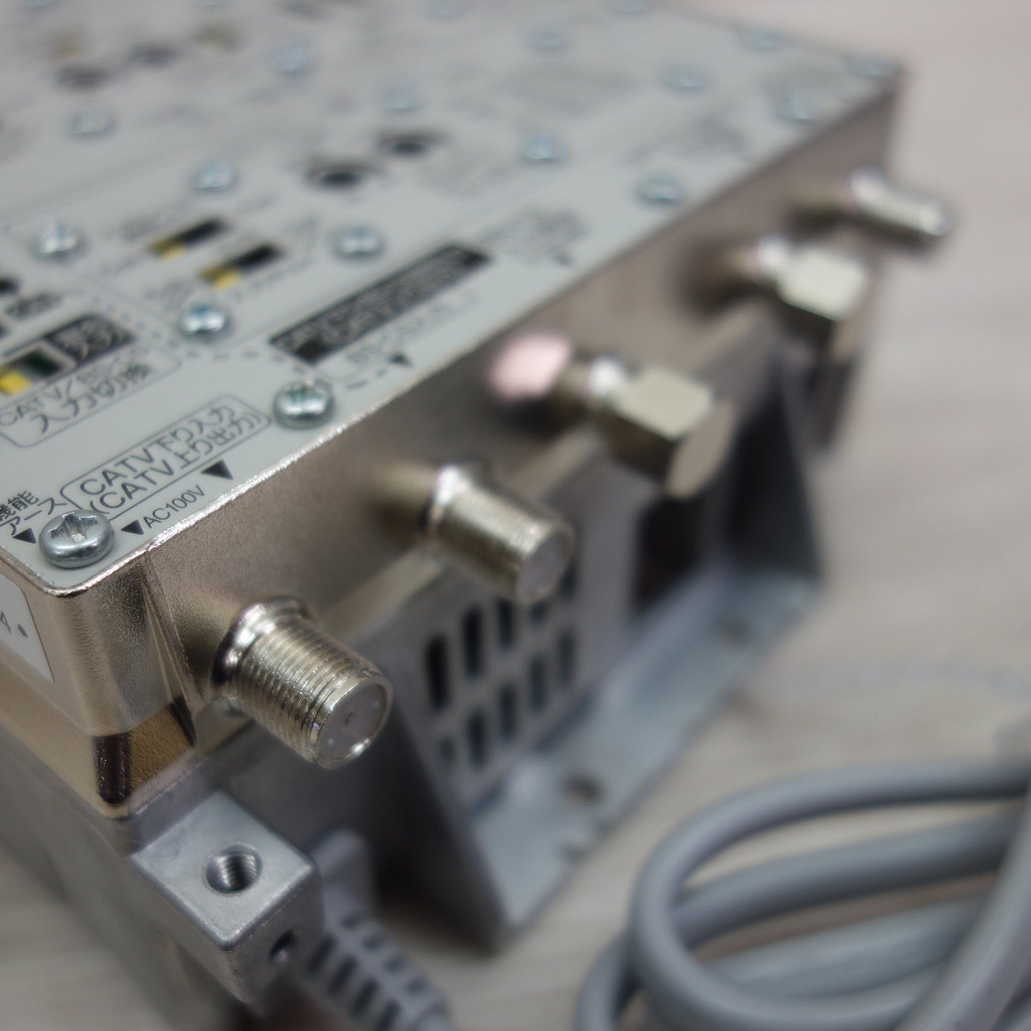 [送料無料] ☆MASPRO マスプロ 4K8K CATV・BS・CS ブースター 10BCAW40S 共同受信用 CATV ブースター 現状品☆