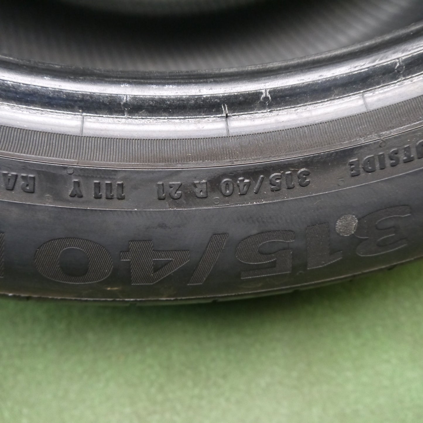 2本価格！22年★315/40R21 コンチネンタル スポーツコンタクト6 タイヤ 21インチ ベンツ GLE GLS 等★6032505Hノタ
