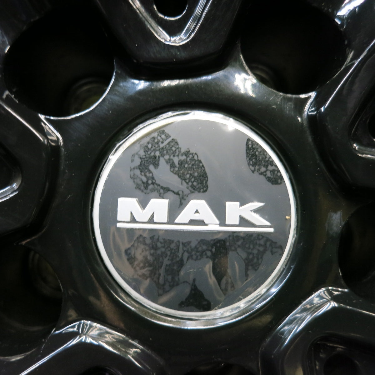 バリ溝！9.5分◎BMW 等 MAK FAHR 245/40R19 スタッドレス ブリヂストン ブリザック VRX3 ファー 19インチ PCD112/5H◎6080903HAス