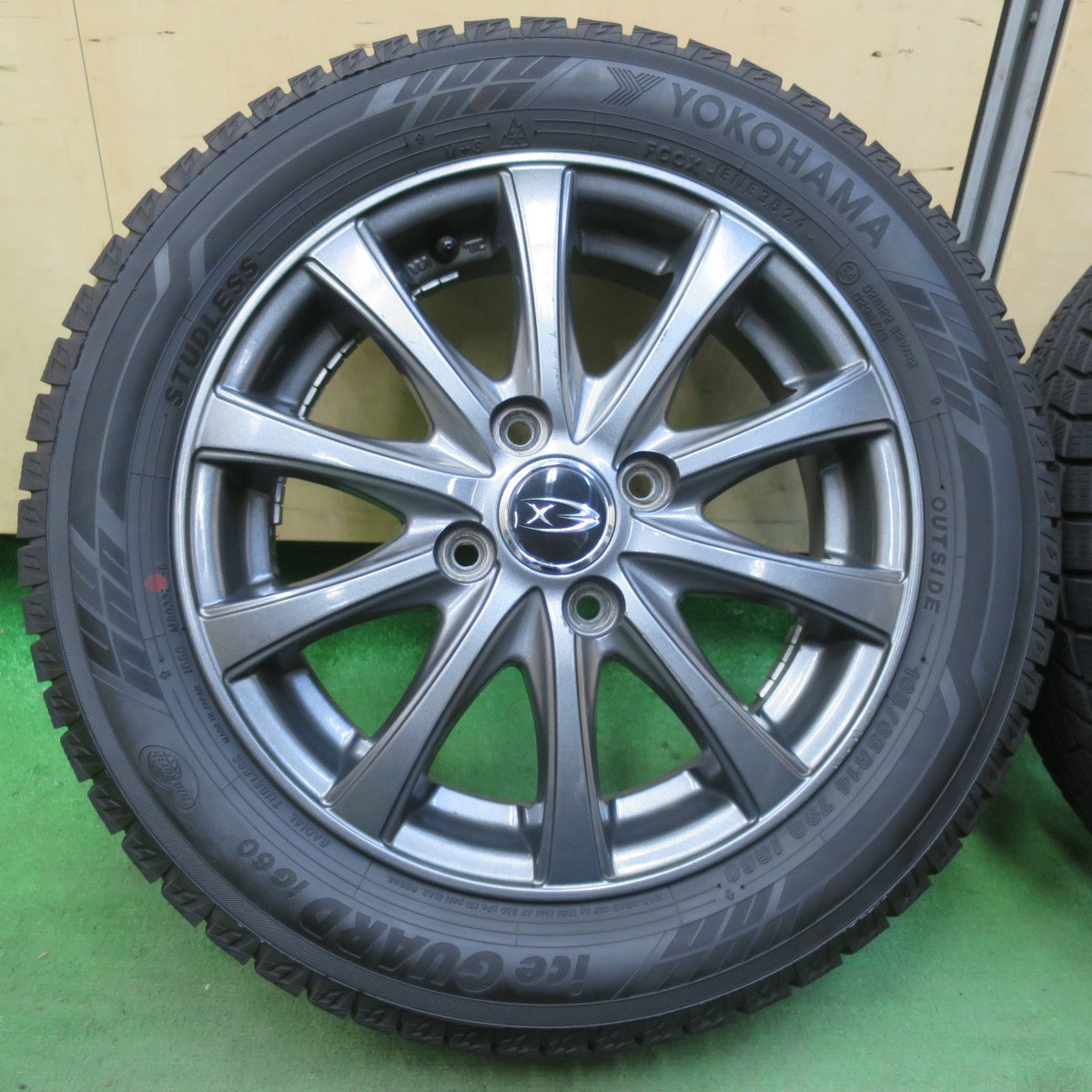 バリ溝！24年！9.5分★スタッドレス 165/65R14 ヨコハマ アイスガード iG60 Exsteer エクスター 14インチ ソリオ ハスラー 等 PCD100/4H★5102008イス